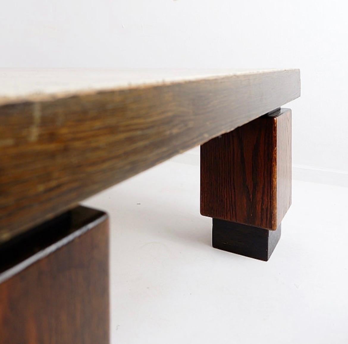 Wood and travertin top large coffee table For Sale 2