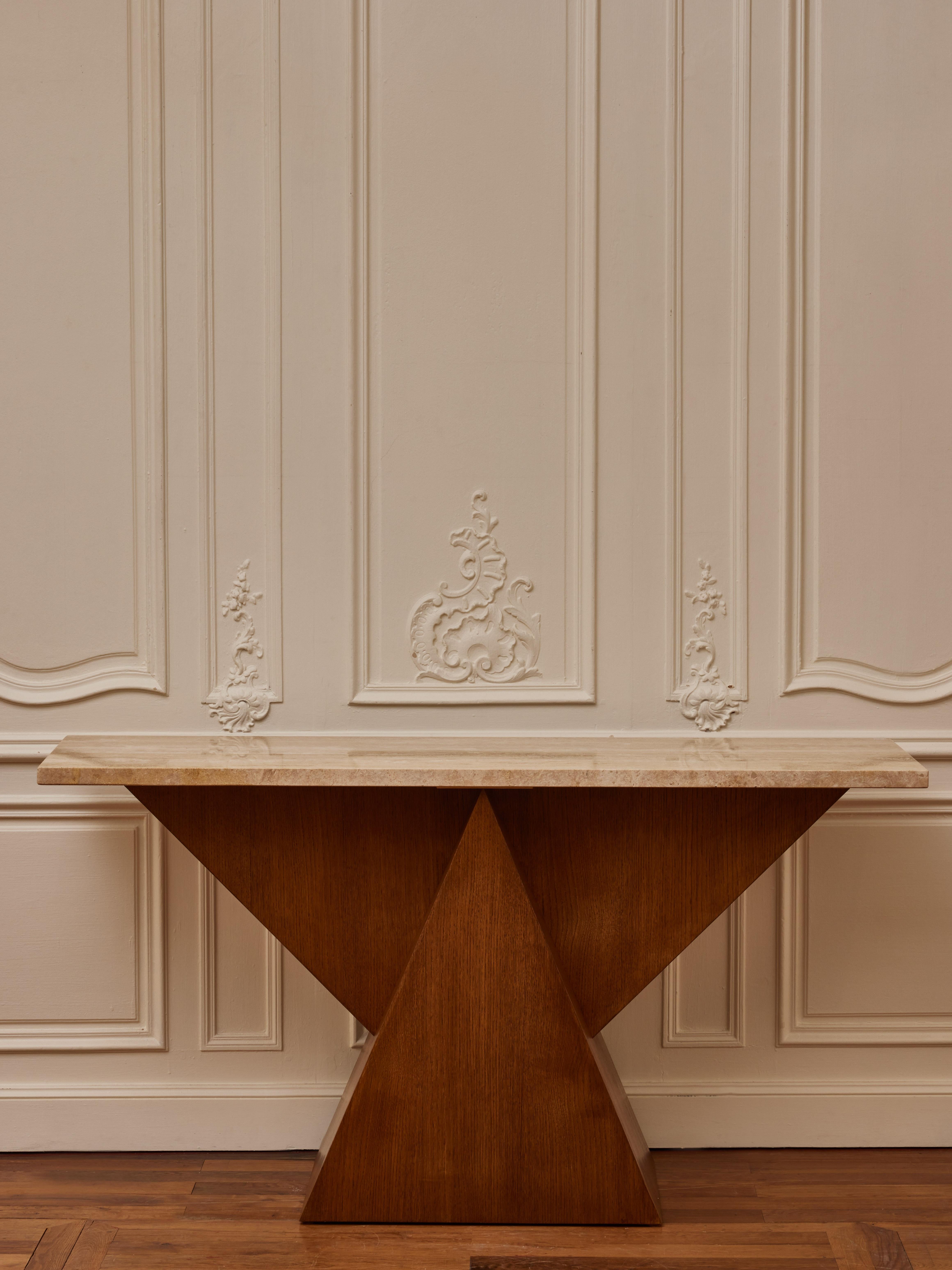 Tisch aus Holz und Travertinstein von Studio Glustin (Moderne der Mitte des Jahrhunderts) im Angebot