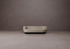 Divano Romeo in legno e imbottito di Dainelli Studio Atelier A