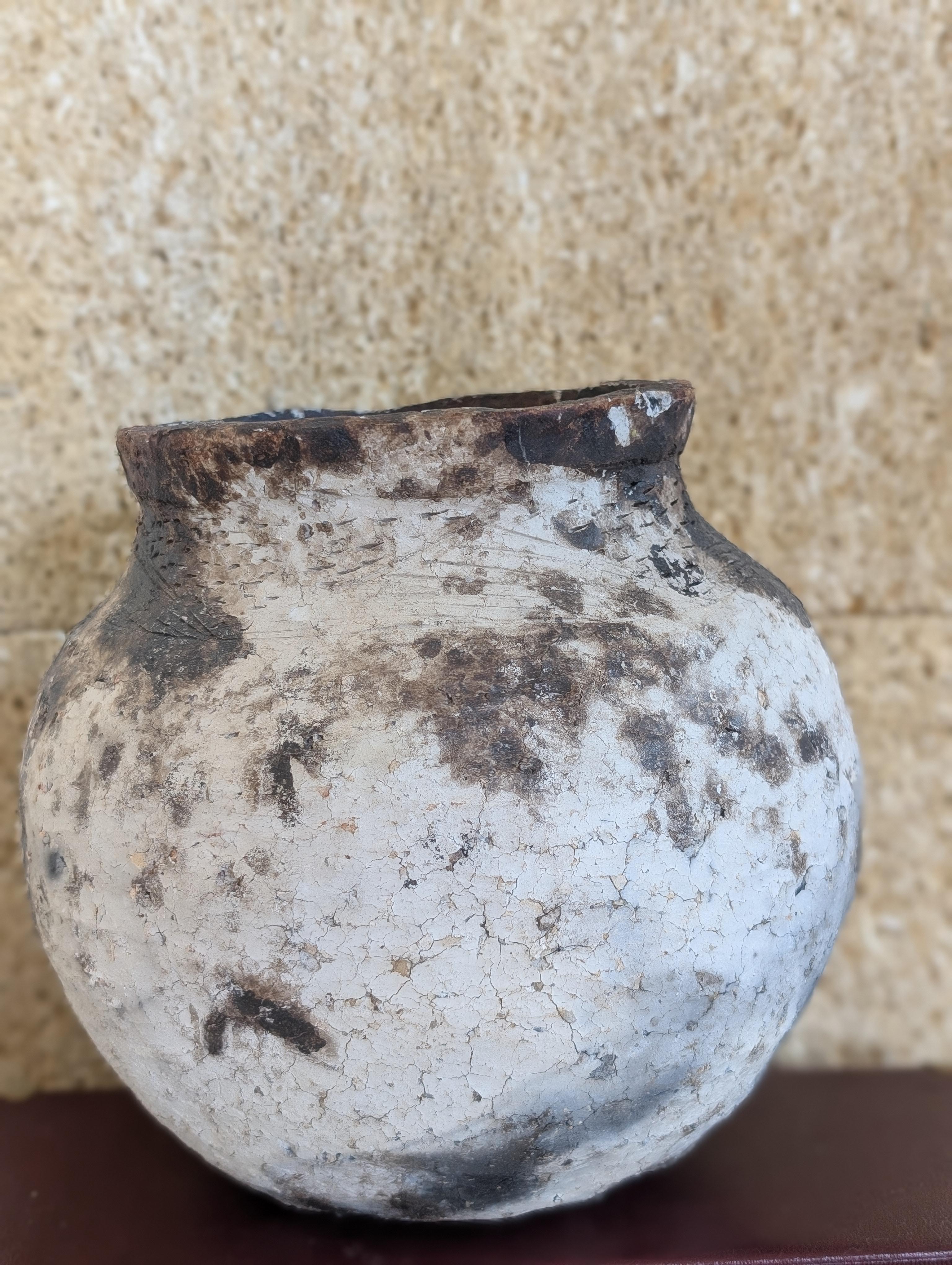 Vaso in Wood and Ash, cotto in argilla In condizioni buone in vendita a Jersey City, NJ