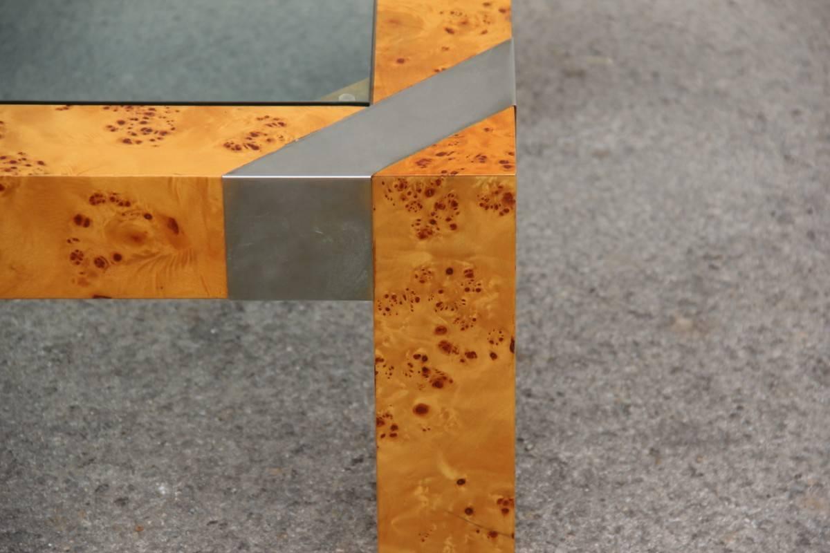 Table en ronce de bois et pièces de design des années 1970 attribuées à Willy Rizzo.