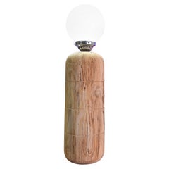 Lampe de sculpture capsule en bois