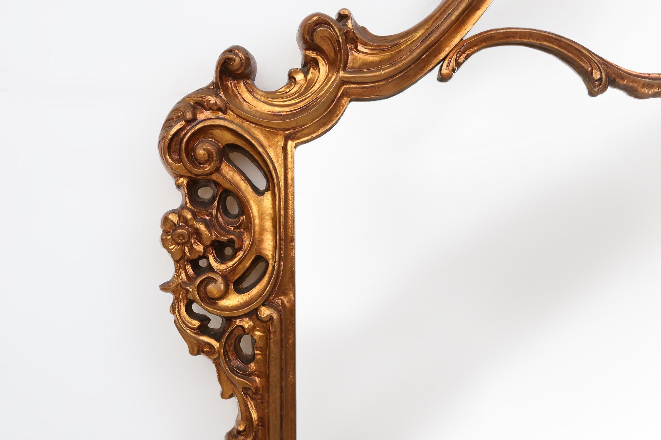 Miroir console de style Louis XV du 20e siècle sculpté en bois, France Bon état - En vente à Meulebeke, BE
