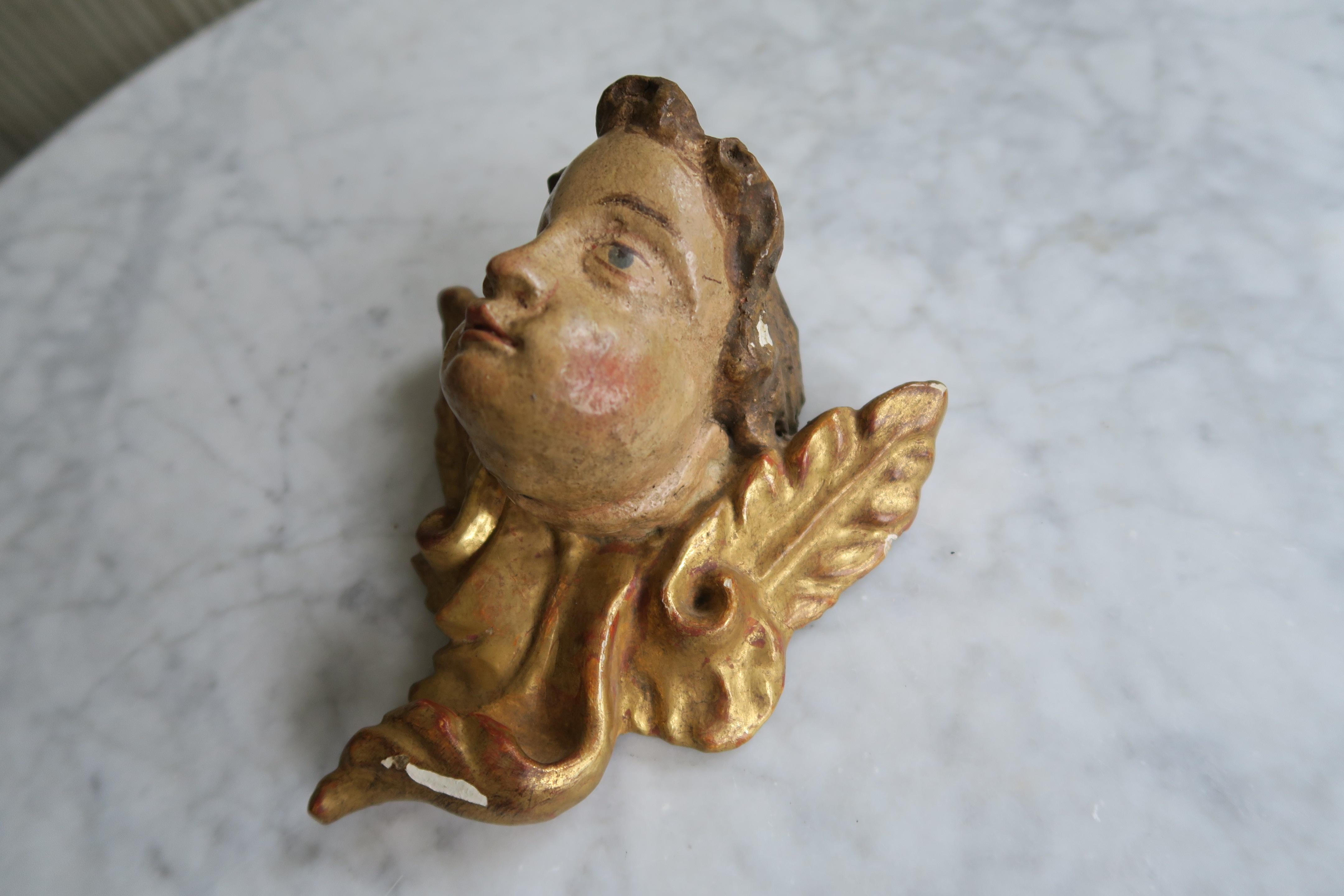 Angelo barocco intagliato in legno del XVIII secolo In condizioni buone in vendita a Kiel, SH