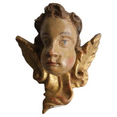 Angelo barocco intagliato in legno del XVIII secolo