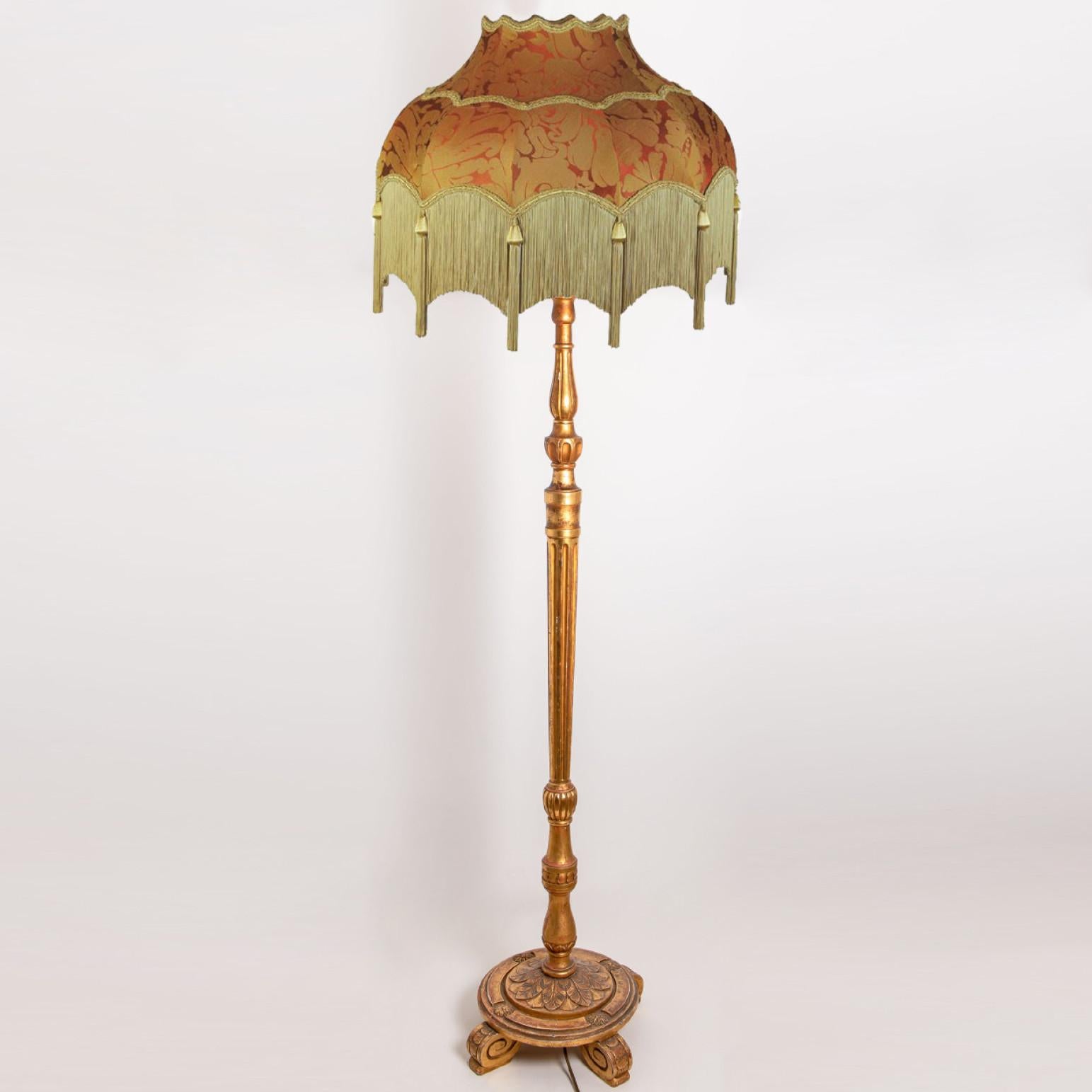 Hand-Crafted Wood Carved Floor Lamp with Fringed Lampshade, Italy, 1970s For Sale