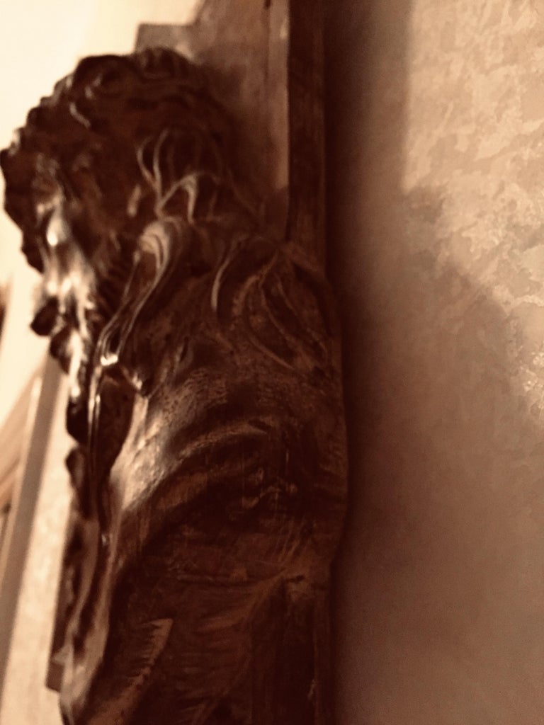 Wood Carved Jesus Christ Head Basrelief Italian Vintage Wall Decoration Panel For Sale 9