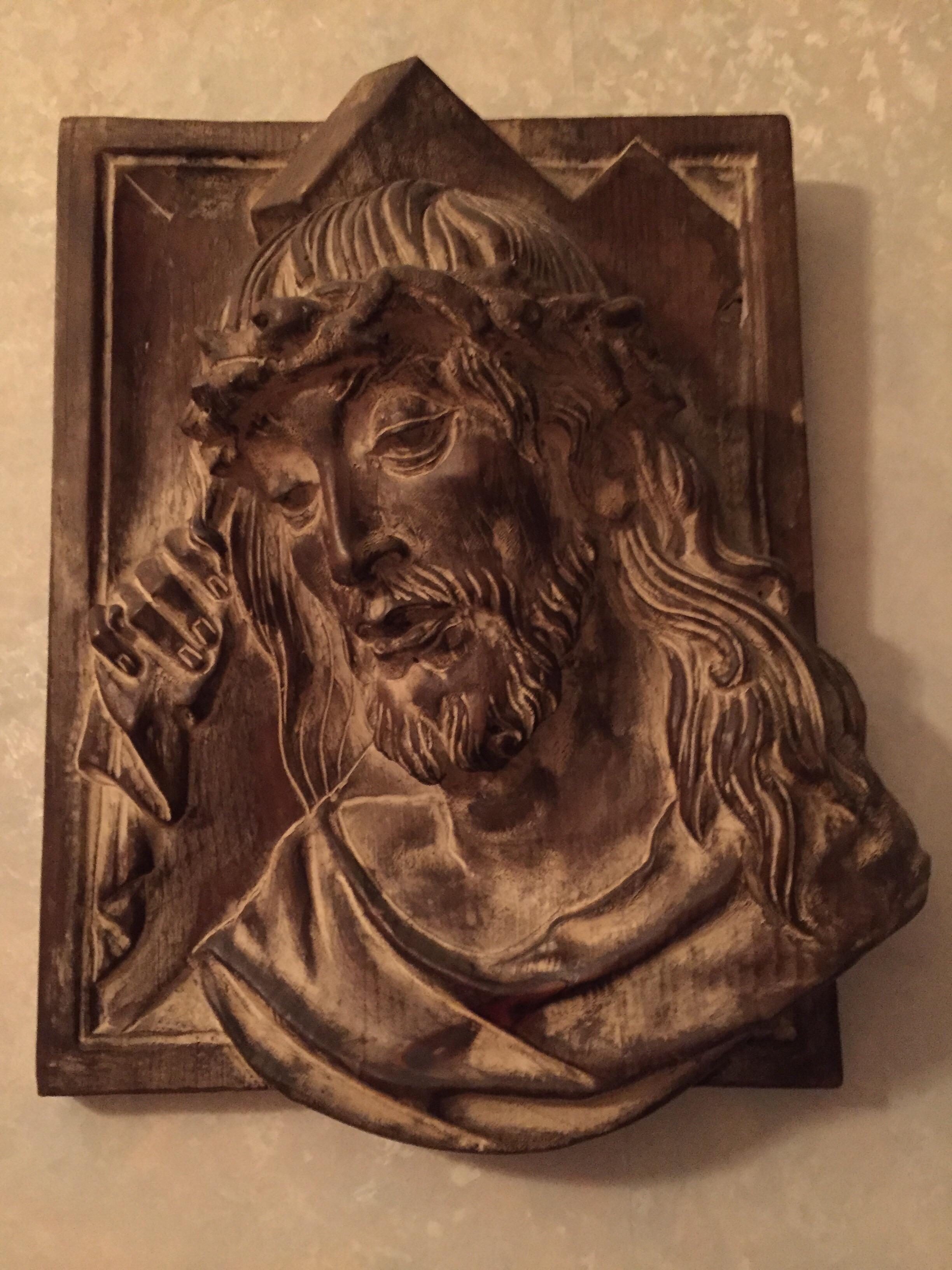Religiöse Skulptur mit Jesus Christuskopf aus italienischem Basrelief, um 1970 im Angebot 1