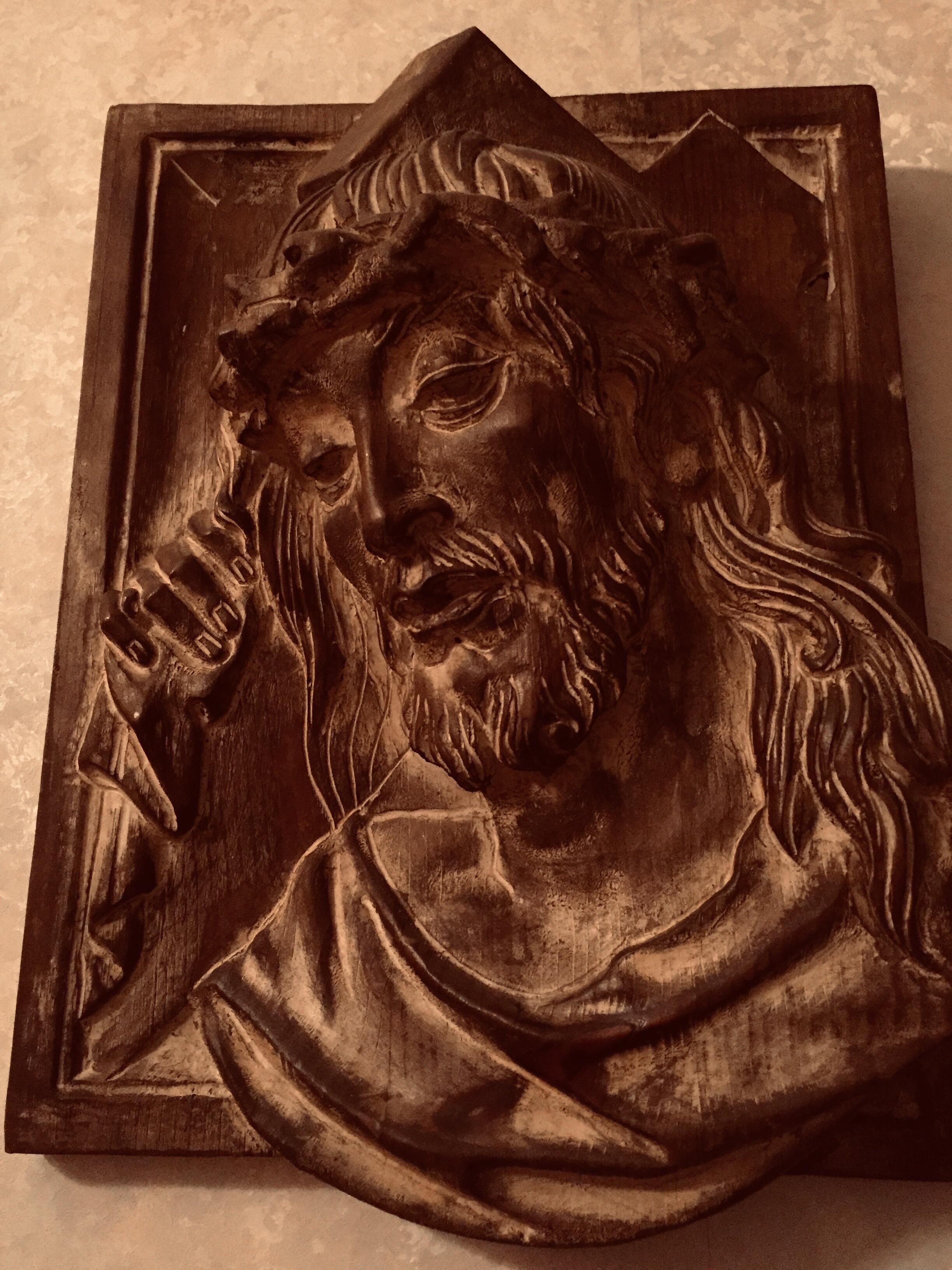 Wood Jesus Christ Head Italian Bas-relief Religious Sculpture 1970 circa For Sale