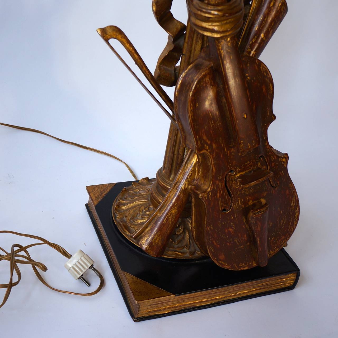20th Century Wood Carved Table Lamp with Violin For Sale