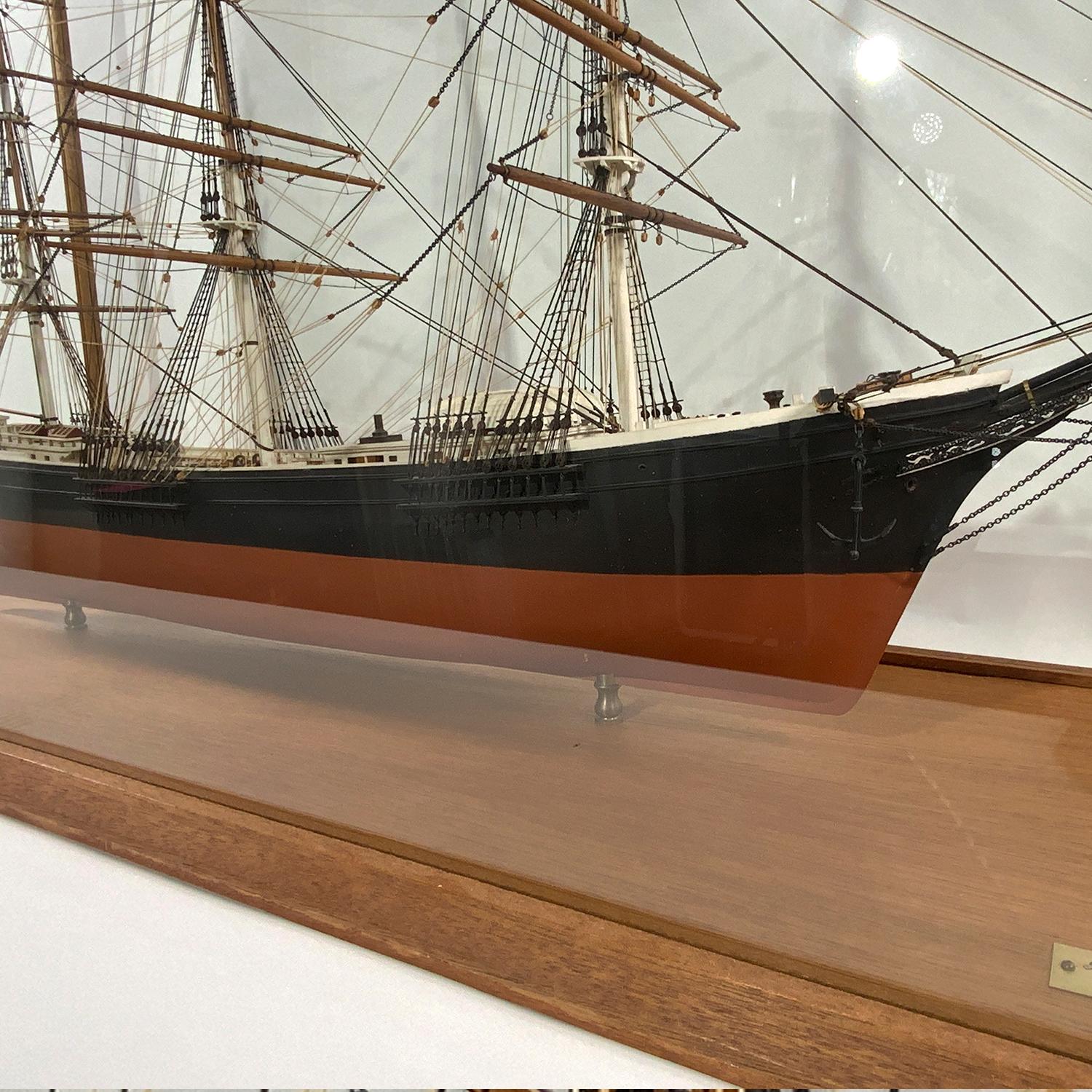 Modèle de navire en bois de la Bent F. Packard de Seattle en vente 5
