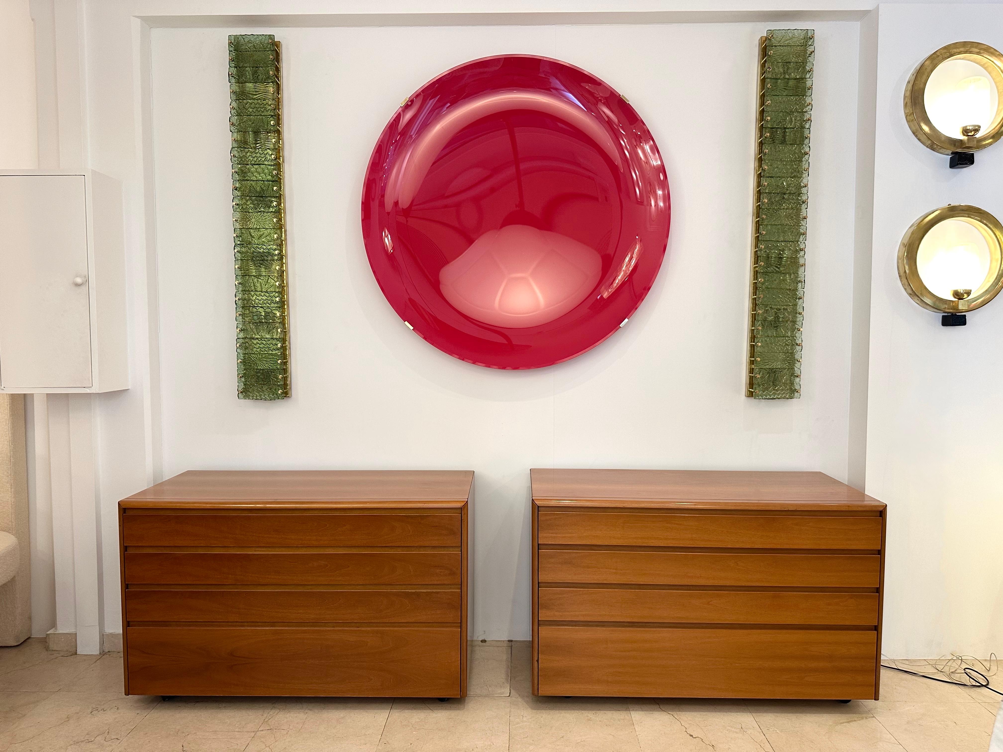 wood chest of drawers or commode by the italian designer Luigi Saccardo for the design manufacture editor Gasparello. Famous design like Gio Ponti, Gianfranco Frattini, Cassina, Osvaldo Borsani, Joe Colombo, Ico Luisa Parisi, Mario Bellini, Tito