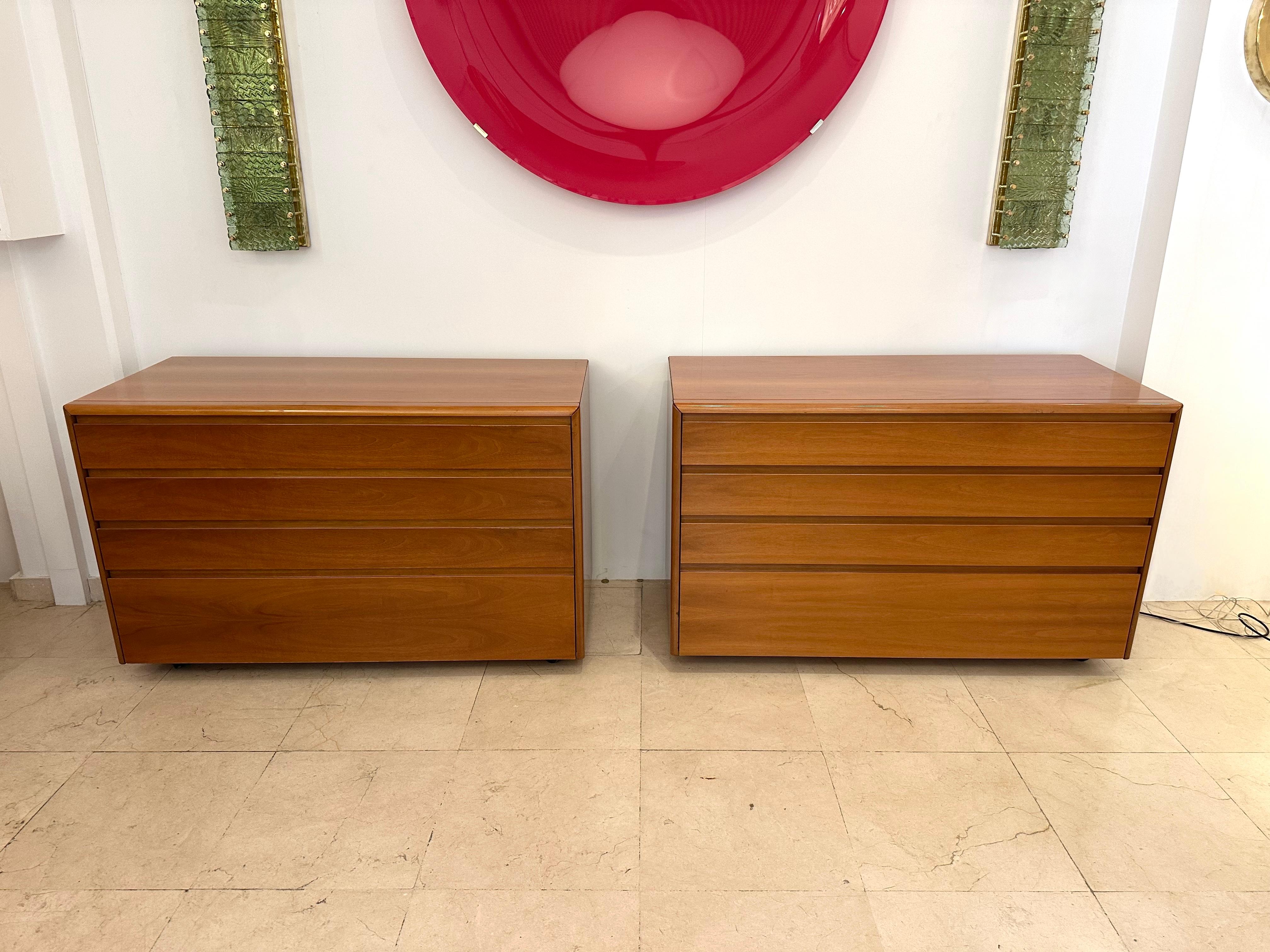 Mid-Century Modern Wood Chest of Drawers by Luigi Saccardo for Gasparello. Italy, 1970s en vente