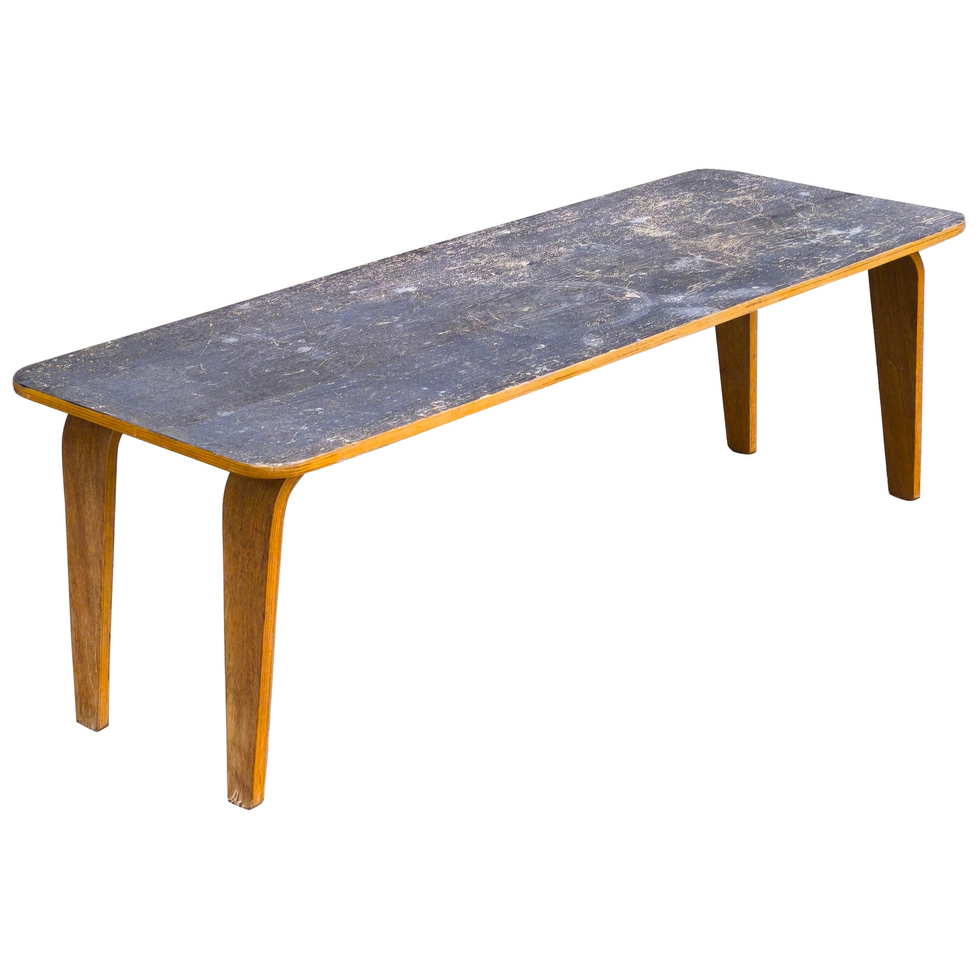 Wood coffee table, 50s, attributed to Eames Evans Herman Miller For Sale