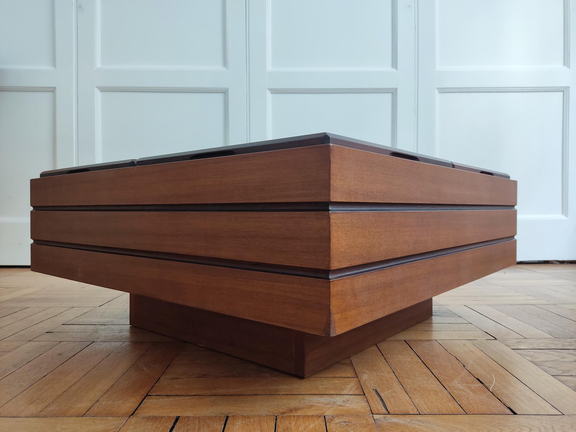 Arts and Crafts Wood coffee table - Carlo Hauner - Italy 60s