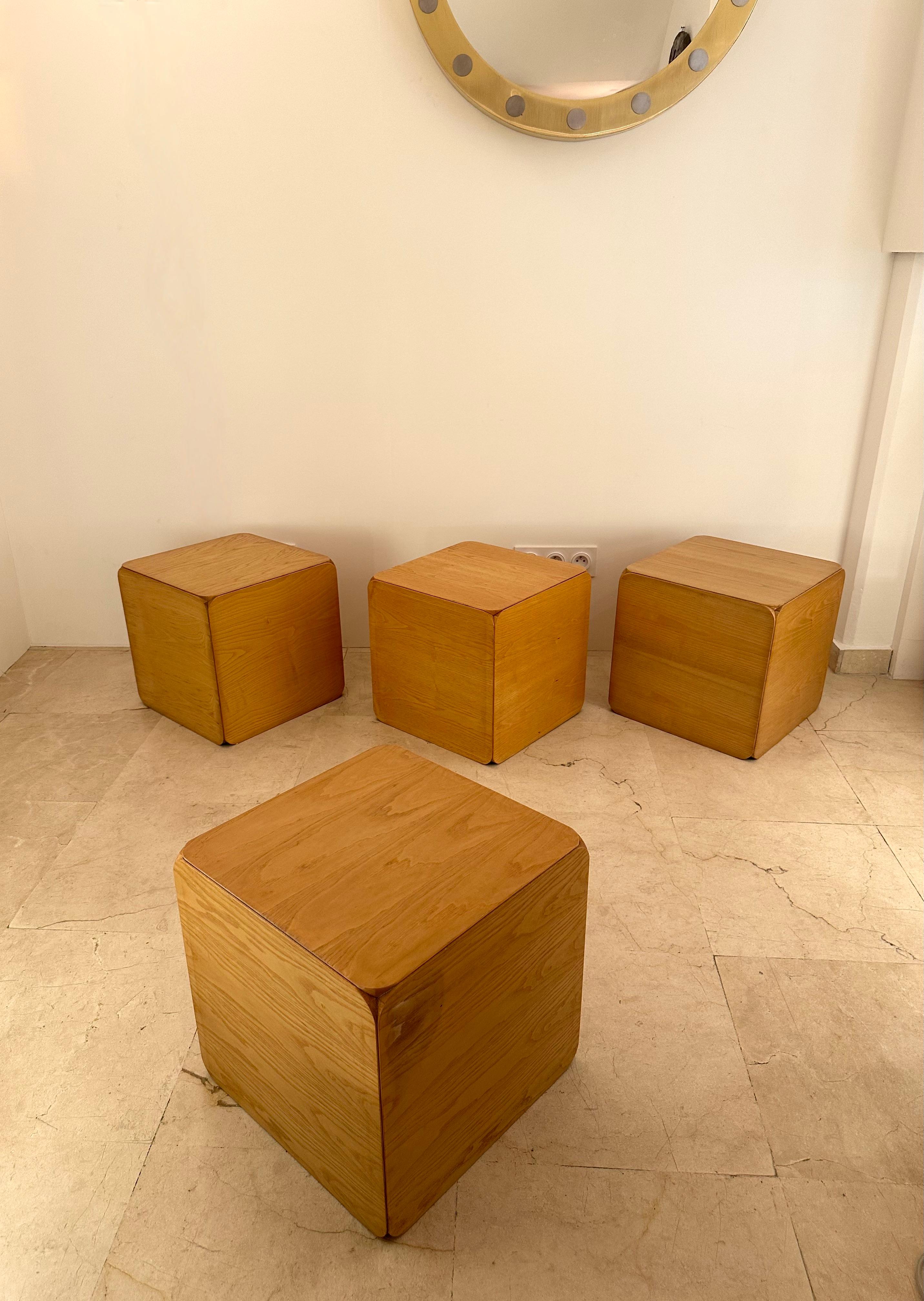 Wood Cube Stool Samara by Derk Jan de Vries for Maisa di Seveso. Italy, 1970s For Sale 3