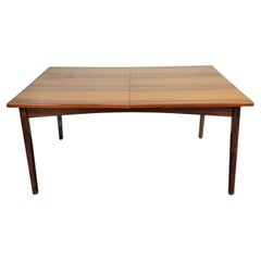 Grande table de salle à manger en bois à rallonge rectangulaire mi-siècle, Danemark, années 1960