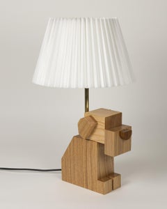DOGGY-Tischlampe aus Holz mit weißem Stoffschirm, handgefertigt, Hartholz