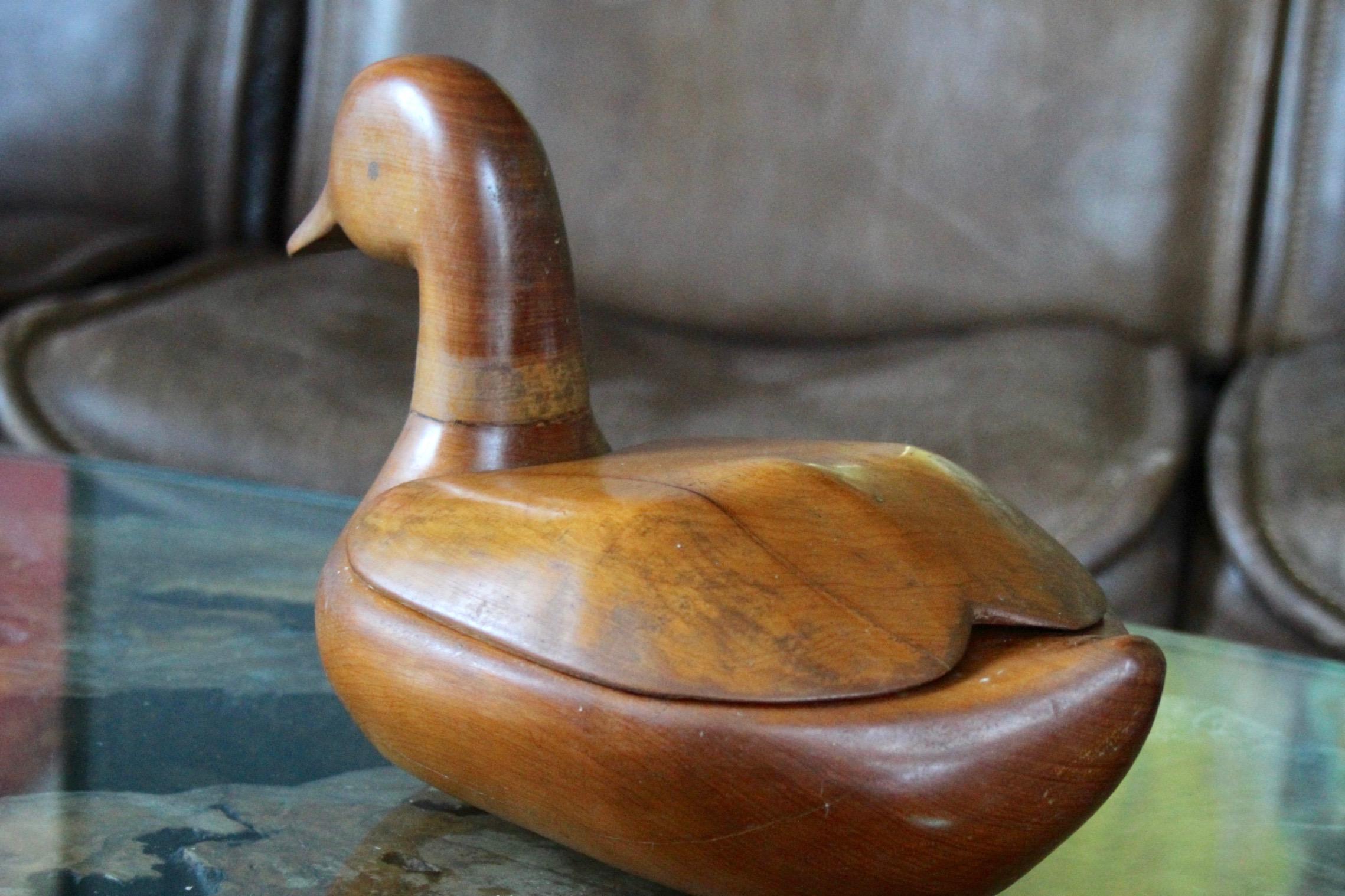 Wood duck decorative box For Sale 1