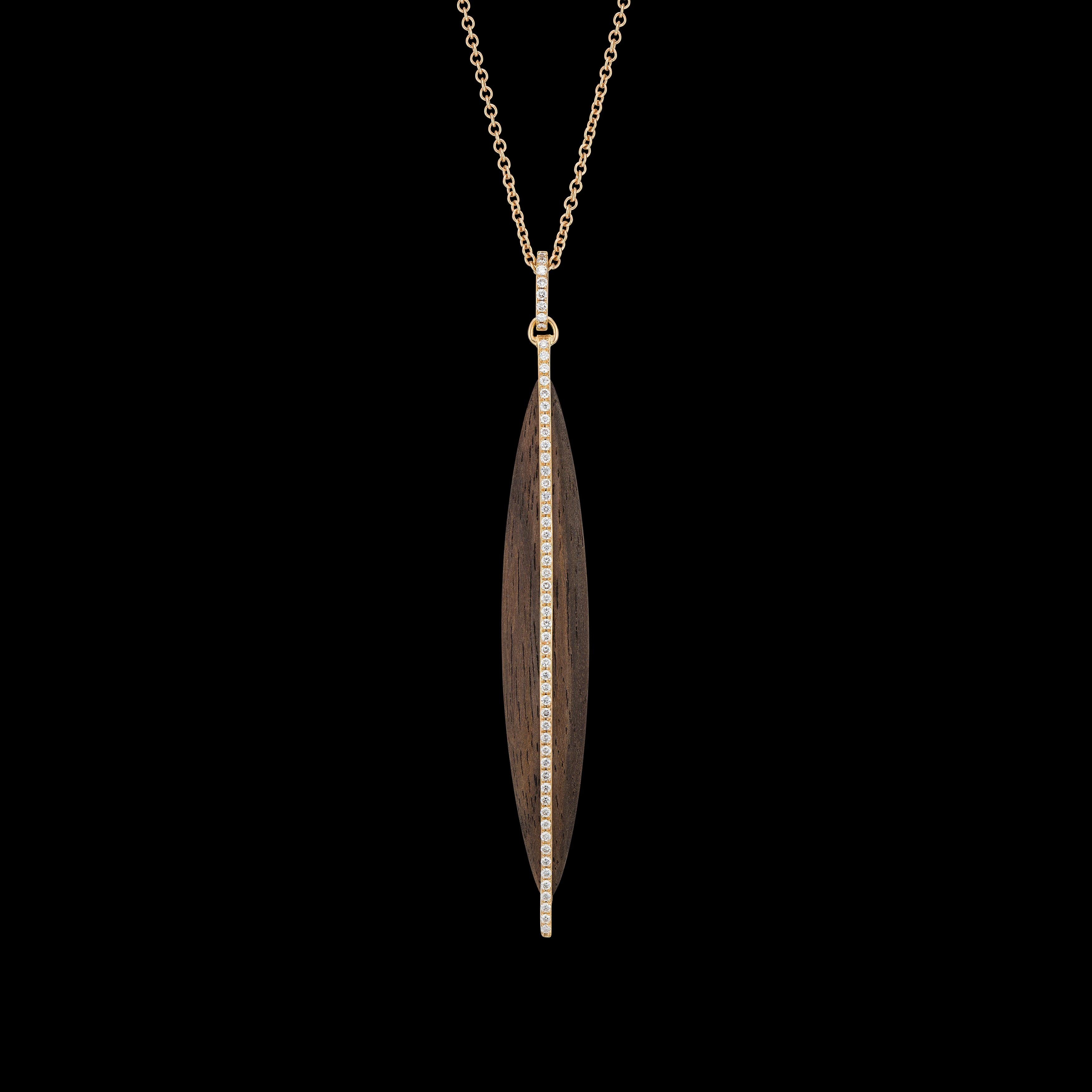 Ebony pendent lined with diamonds in 18k rose gold 