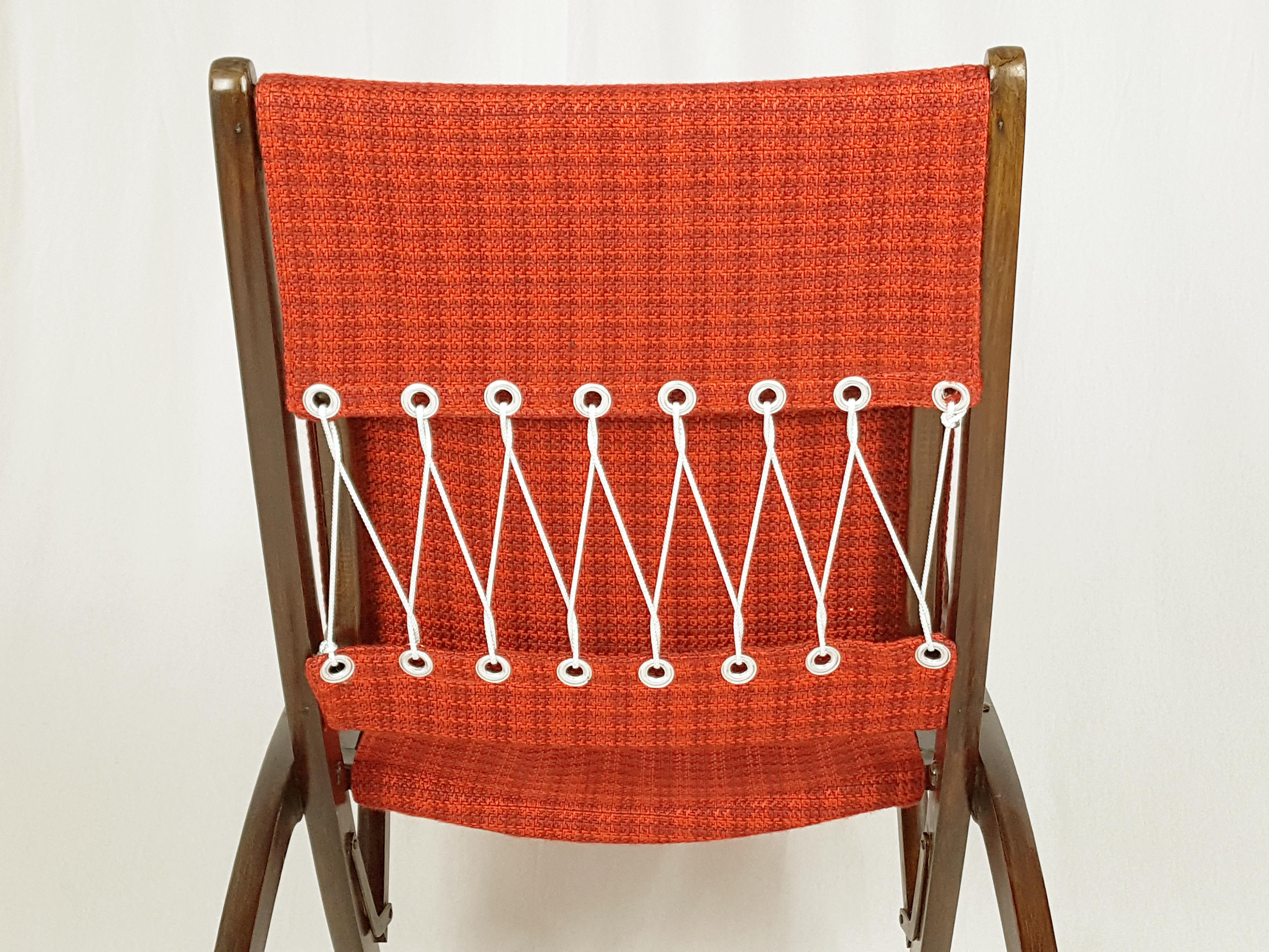 Wood & fabric Mid Century Modern folding chair Ninfea by Gio Ponti for Reguitti For Sale 6