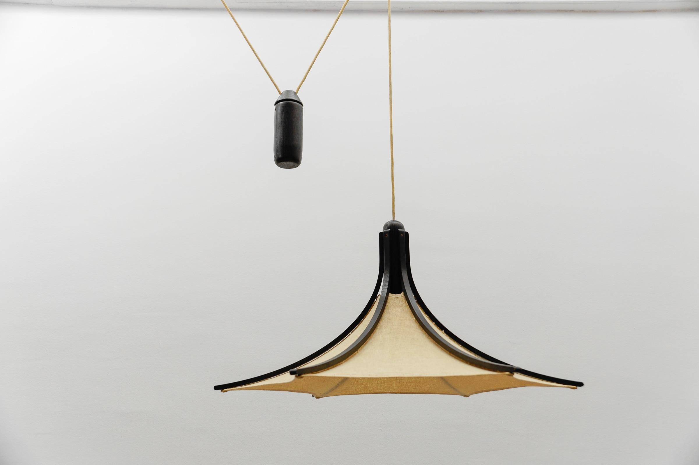 Italian Wood & Fabric Shade Adjustable Counterweight Pendant Lamp by Domus, 1970s, Italy