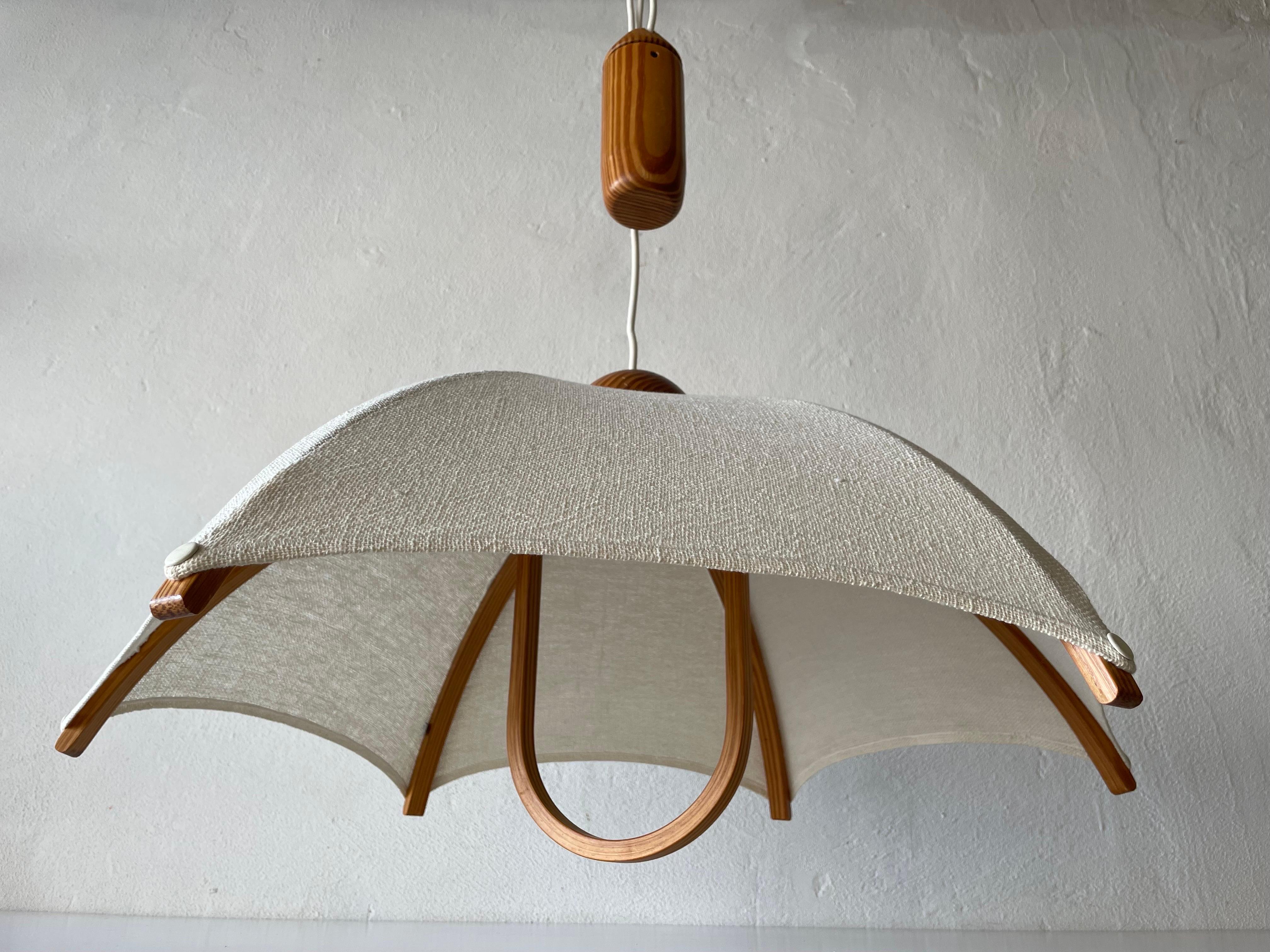Wood & Fabric Shade Counterweight Pendant Lamp by Domus, 1980s, Italy In Good Condition In Hagenbach, DE