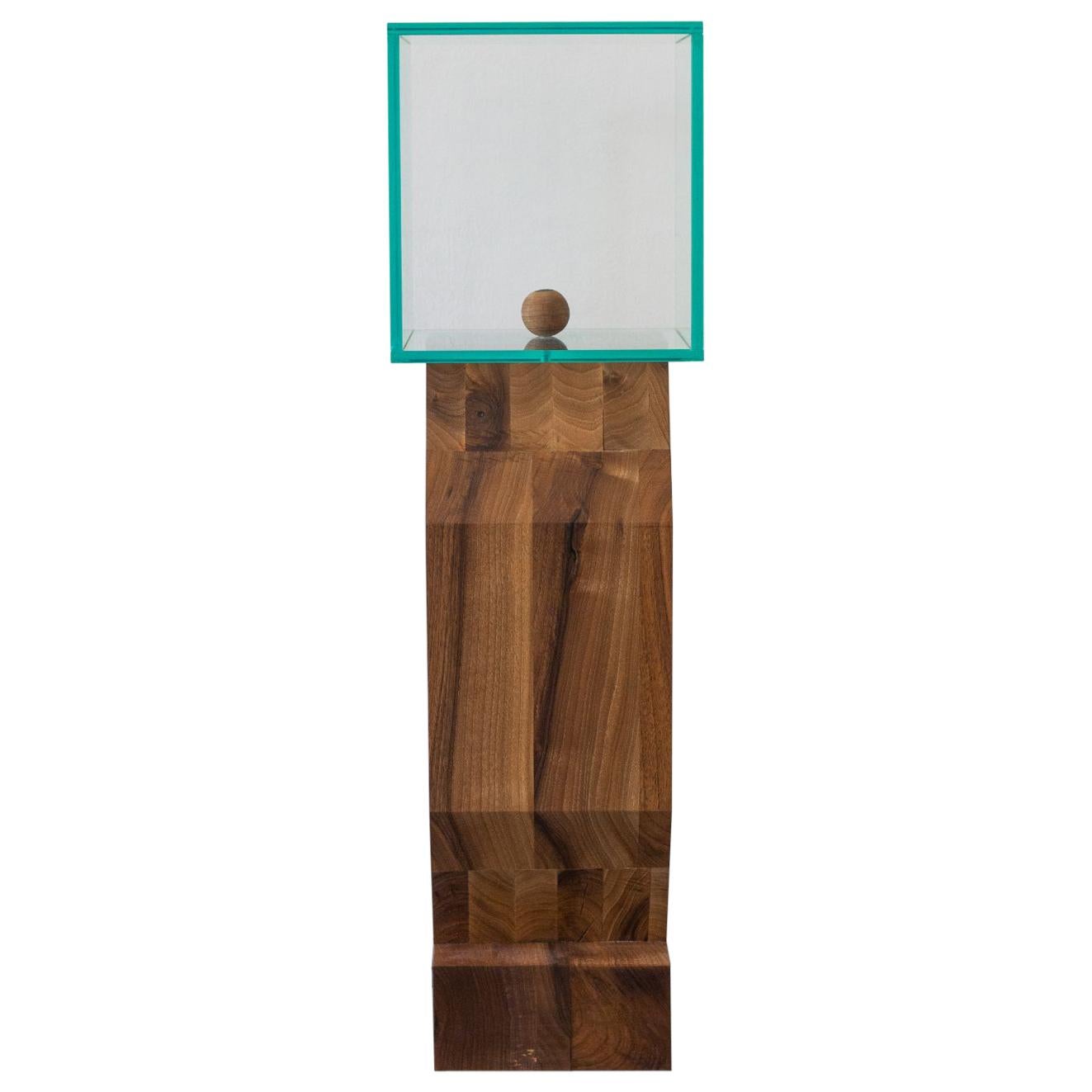Figure en bois avec tête en verre de Radu Abraham en vente