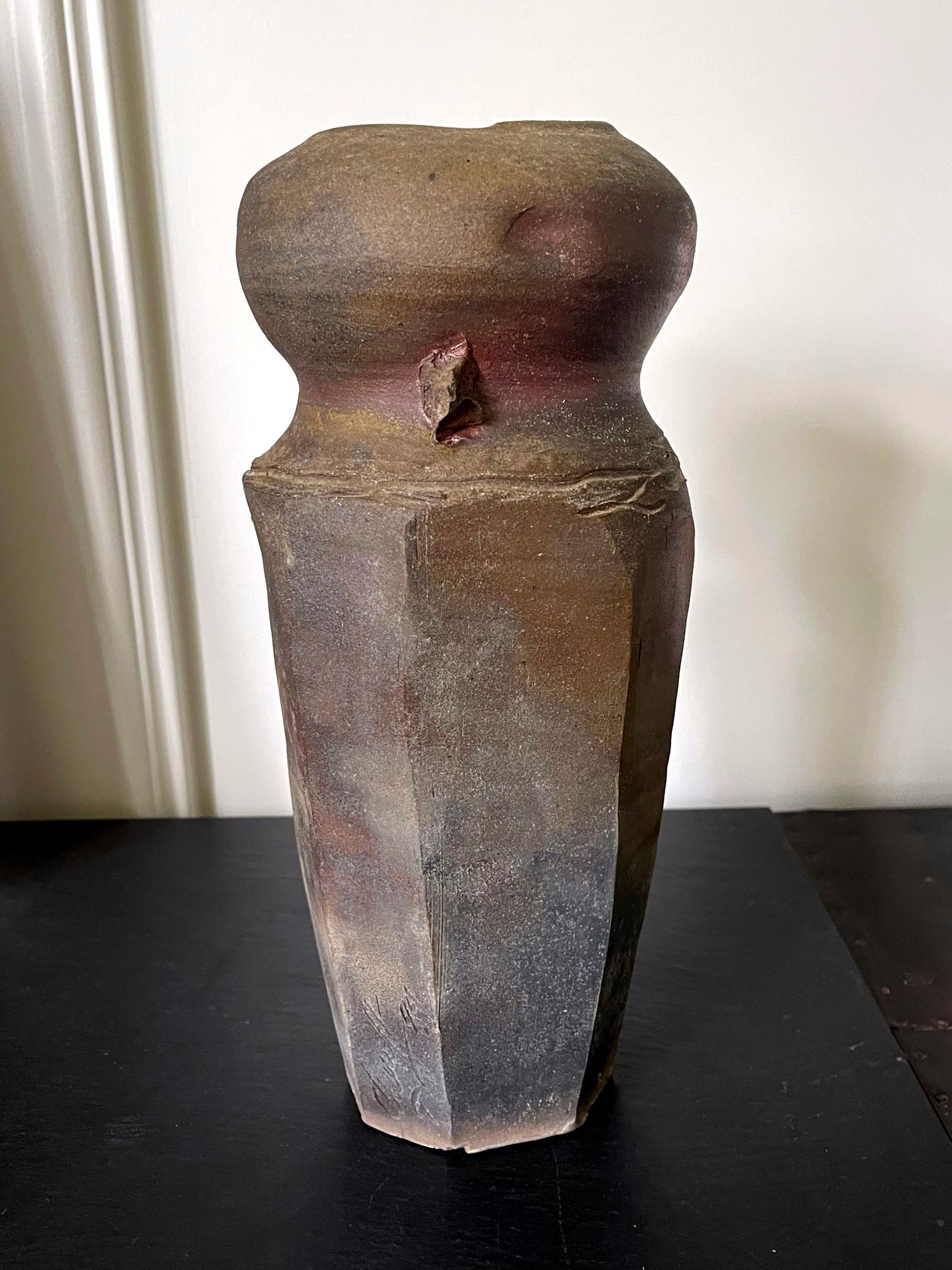 Moderne Vase en céramique avec finition en bois de Paul Chaleff en vente