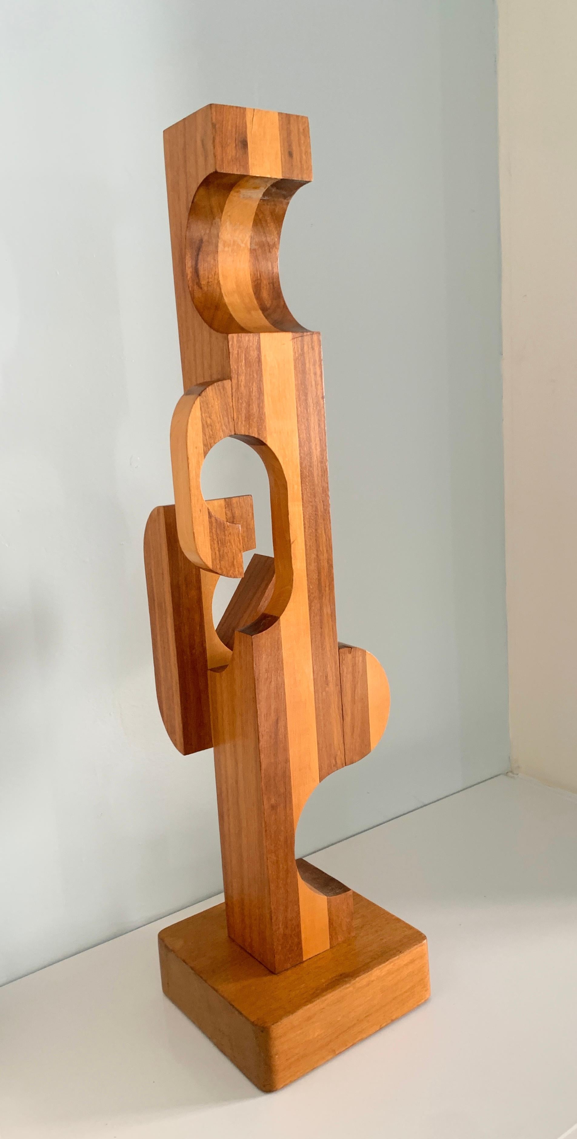 Wood Folkart Modern Geometric Sculpture In Good Condition In Los Angeles, CA