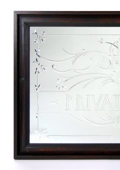 Miroir mural "Private Bar" avec cadre en bois et motifs de feuillage taillés à la roue