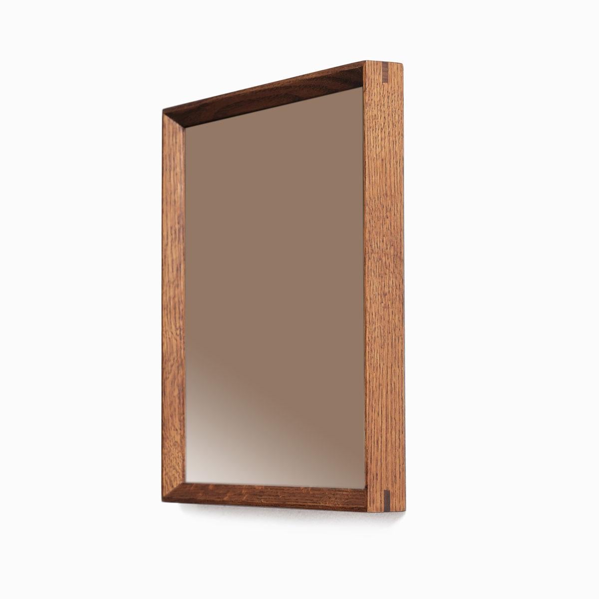 Moderno Specchio con cornice in Wood, quadrato 40x40 cm - REGULAR in vendita