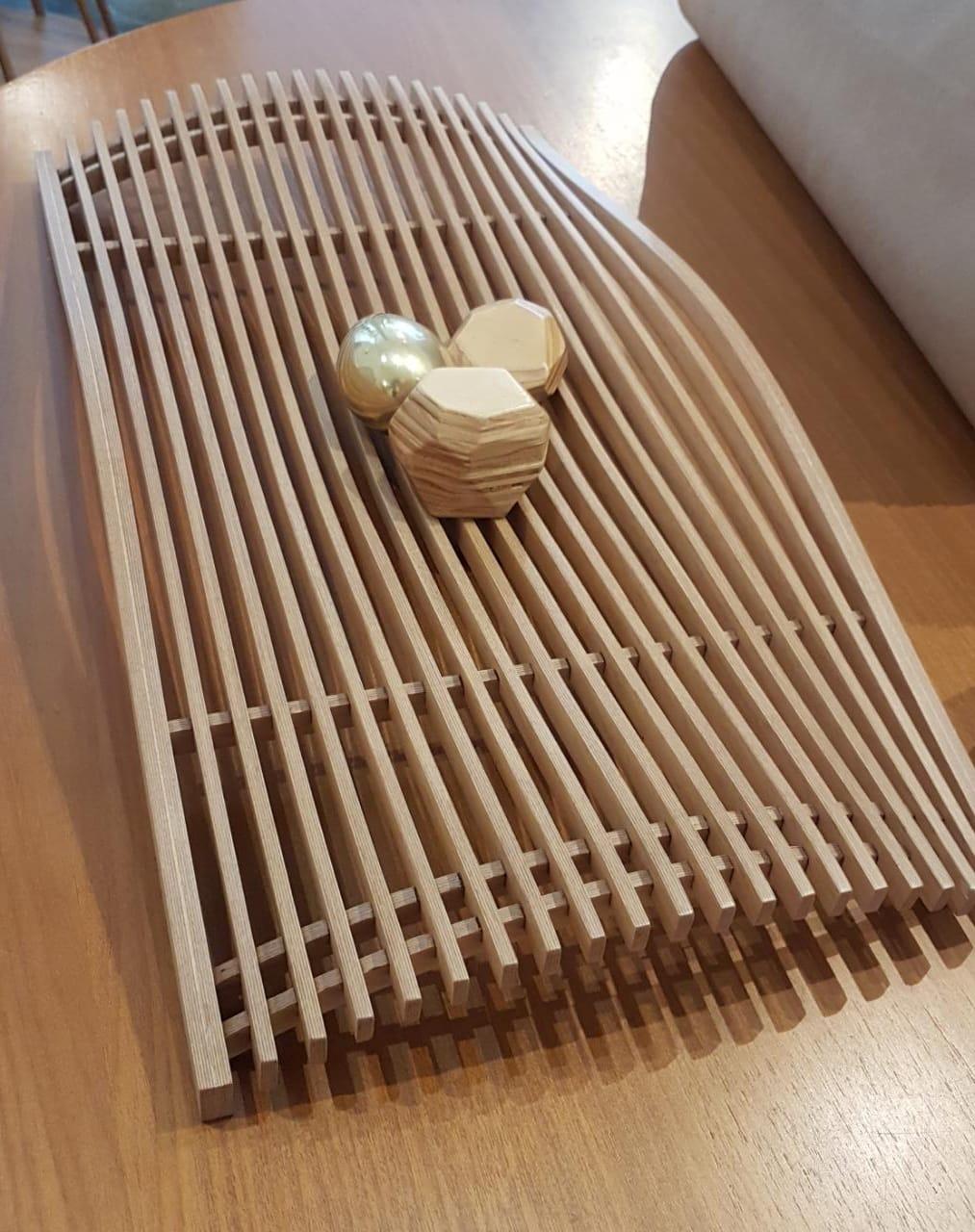 Brésilien Coupe à fruits en bois - Marítima - Contemporain brésilien par Lattoog en vente