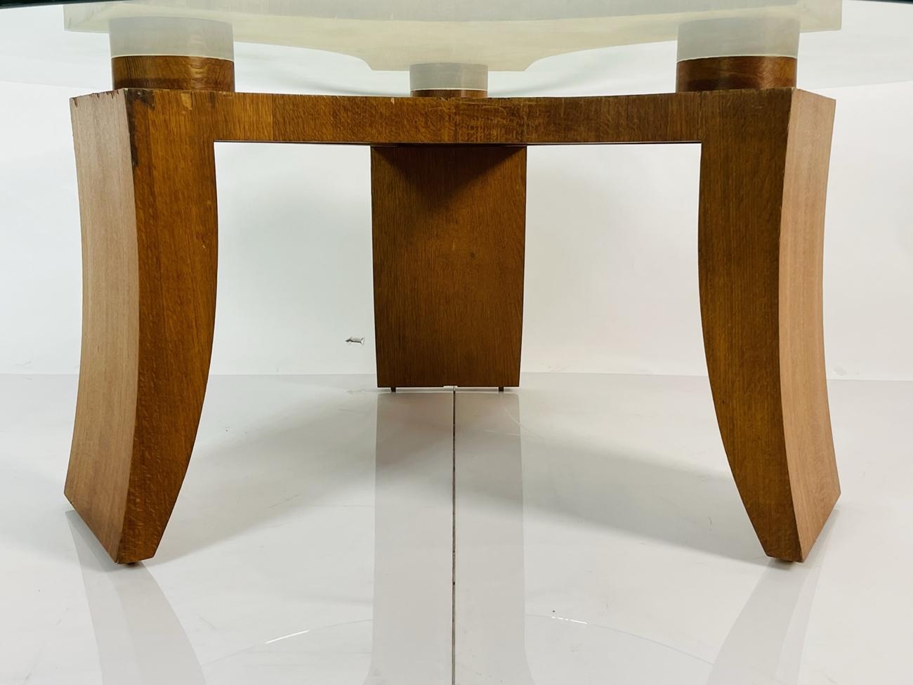 Wood & Glass Coffee Table in the style of Vladimir Kagan 9