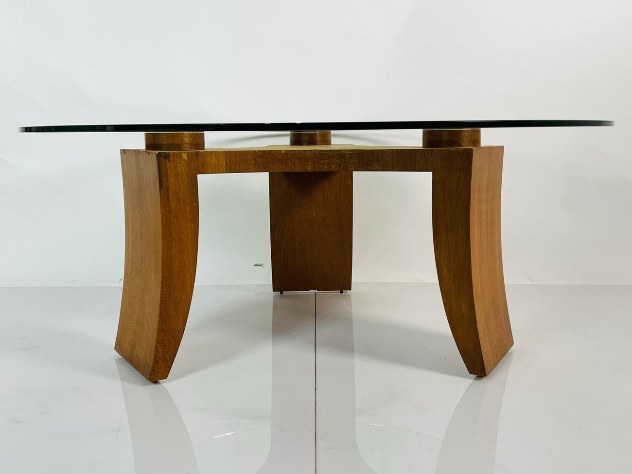 Wood & Glass Coffee Table in the style of Vladimir Kagan 10