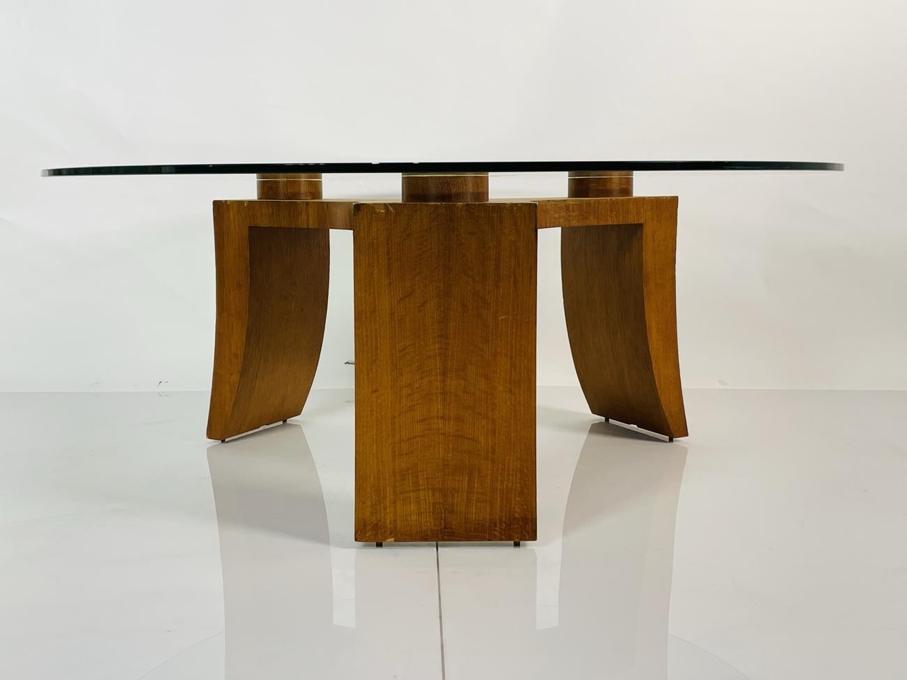 American Wood & Glass Coffee Table in the style of Vladimir Kagan