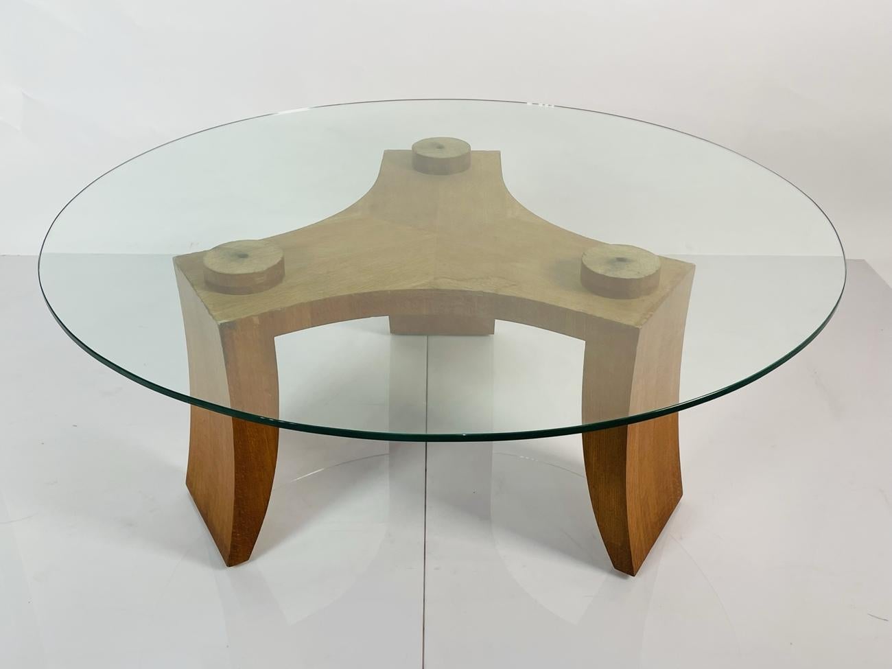 Wood & Glass Coffee Table in the style of Vladimir Kagan In Good Condition In Los Angeles, CA