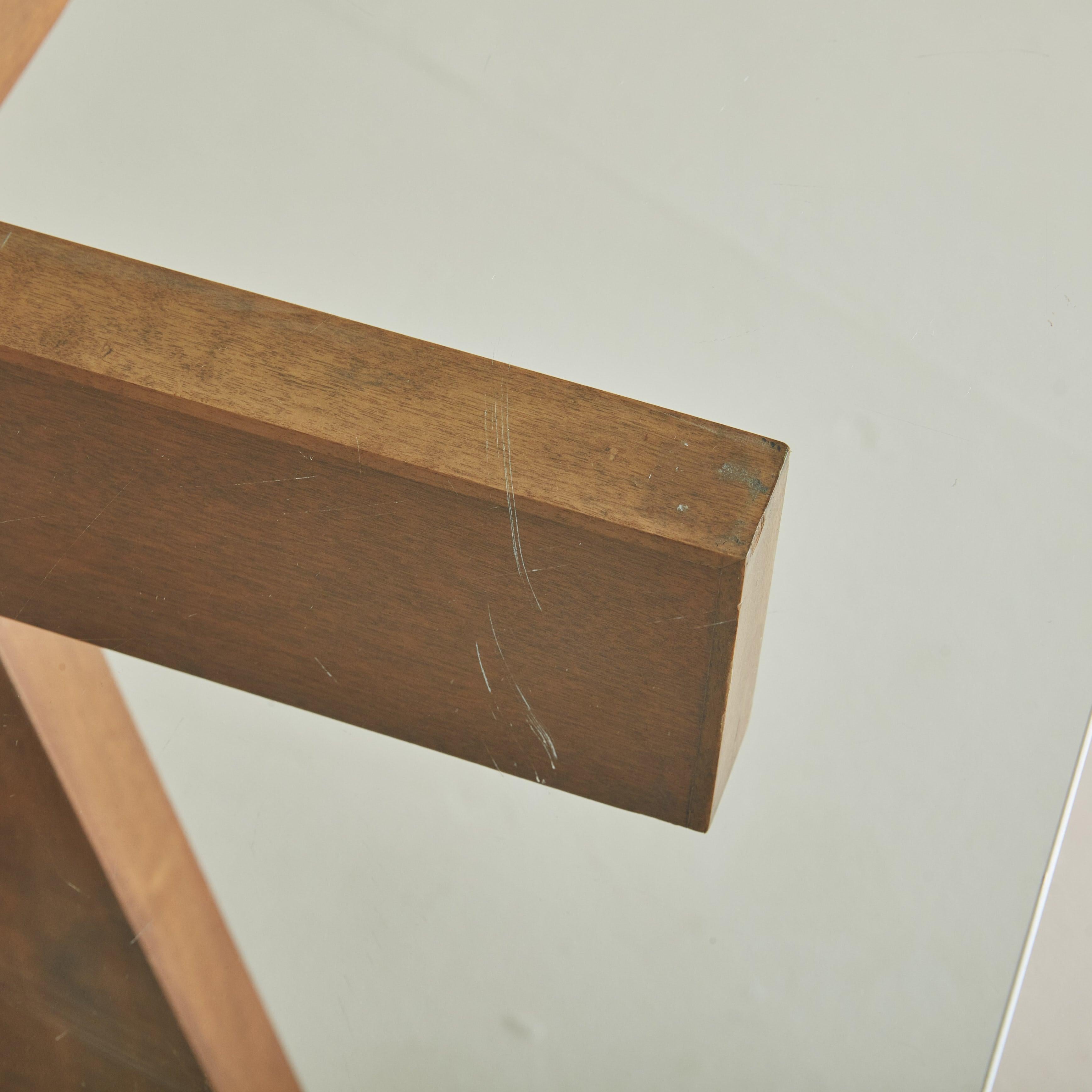 Table de salle à manger en bois et verre à motif de grille, Italie, années 1960 en vente 1
