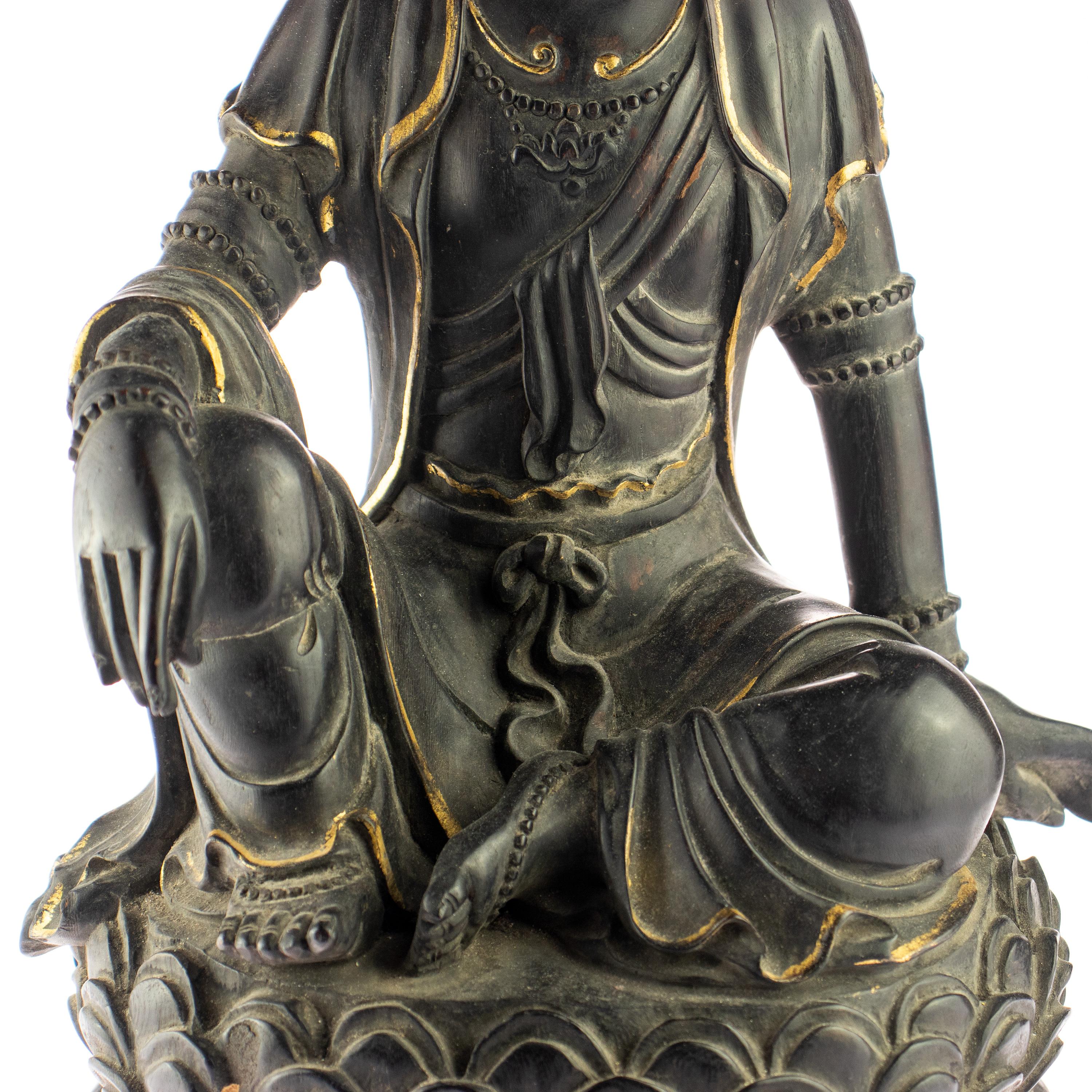 Wood Guanyin Bodhisattva Female Buddha Asian Handmade Carved Statue Sculpture 1