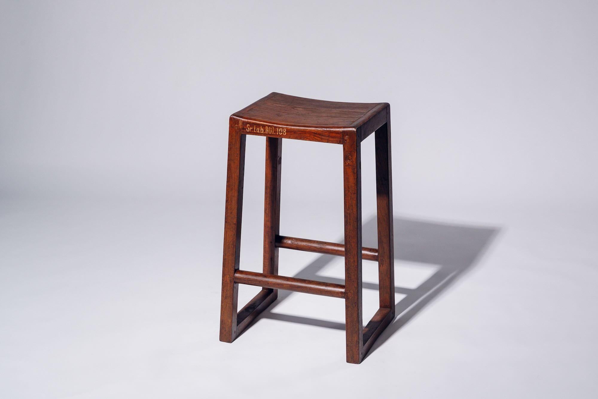 An authentic mid-century piece from Pierre Jeanneret’s legendary Chandigarh commission. Crafted in teak wood.

Letter : Jr.Lab.BOT.108 (Botanical Laboratory N° 108)