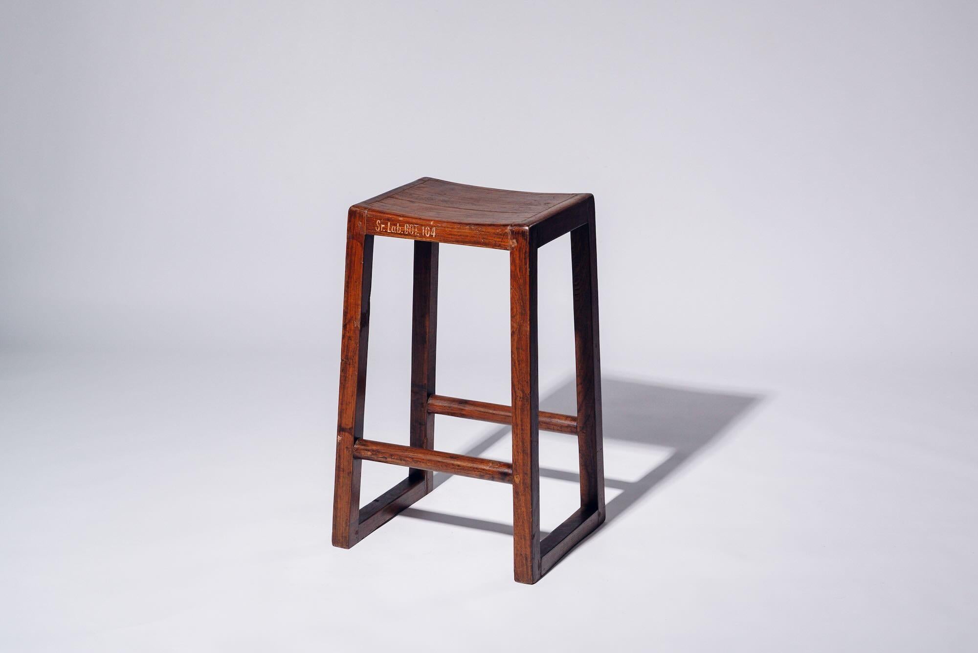 An authentic mid-century piece from Pierre Jeanneret’s legendary Chandigarh commission. Crafted in teak wood.

Letter : Jr.Lab.BOT.104 (Botanical Laboratory N° 104)