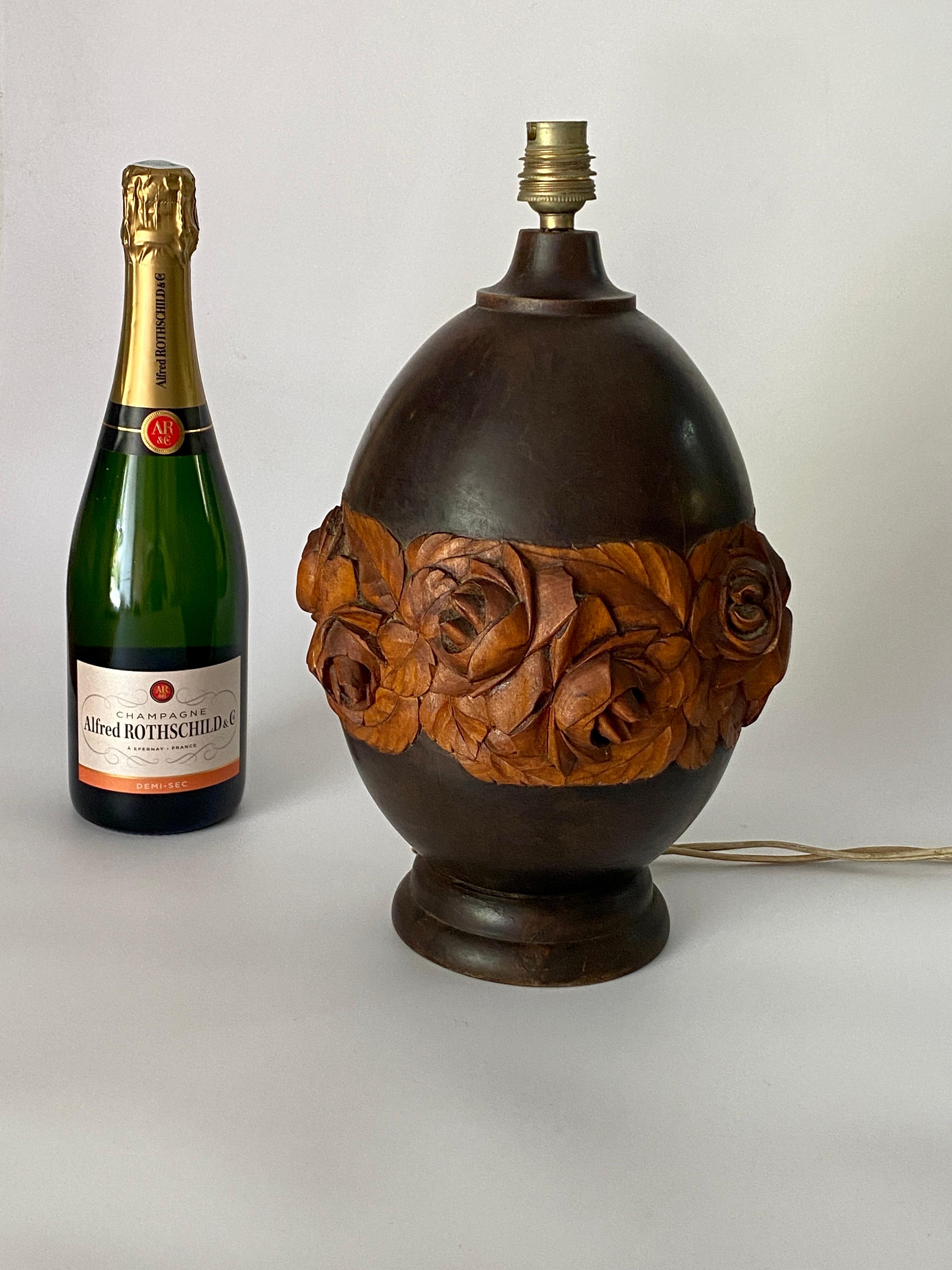 Wood Hand Carved Table Lamp, Art Deco Period, France, circa 1940 For Sale 6