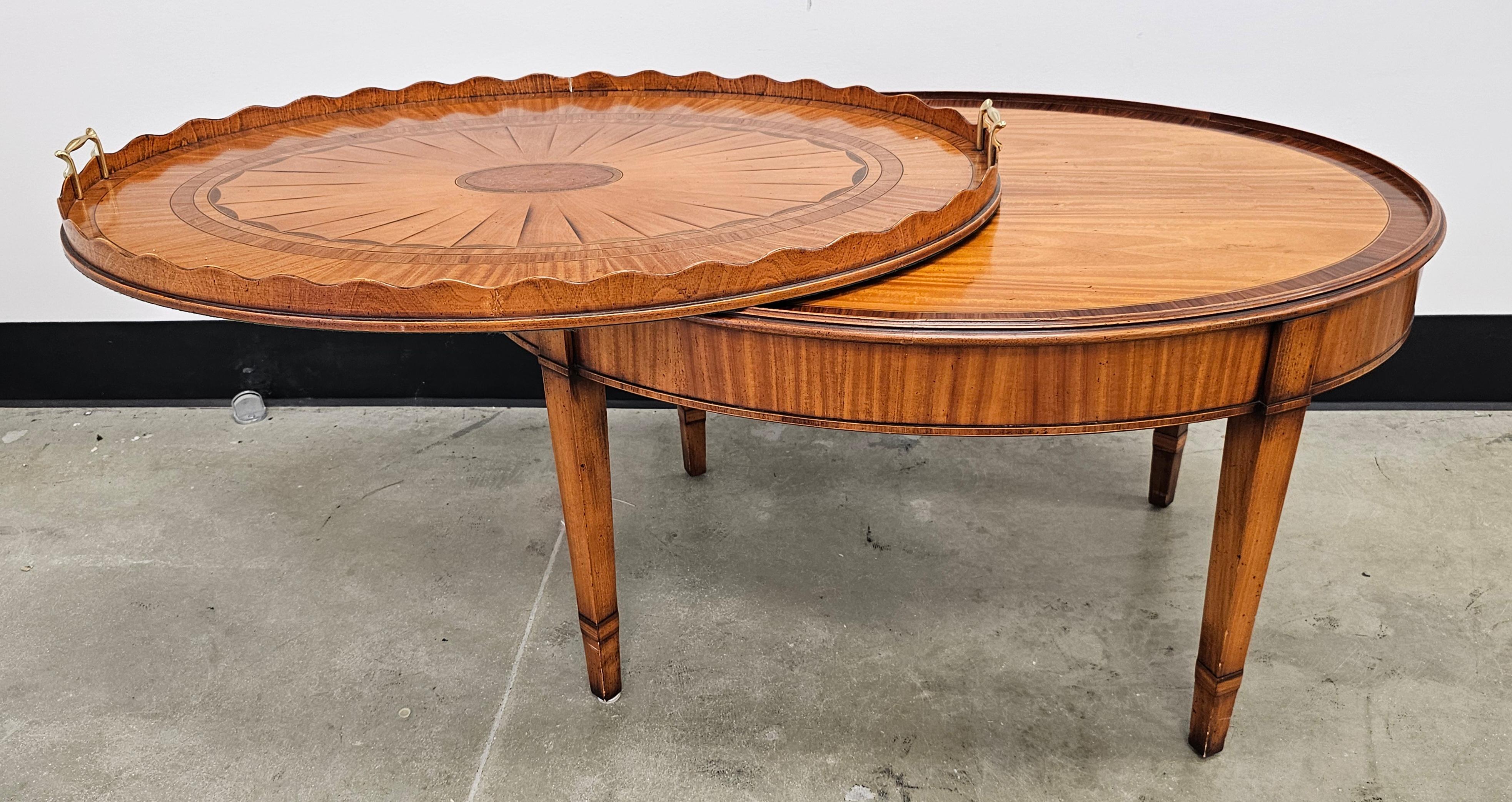Table à plateau Norfolk incrustée de bois exotiques mélangés de style Hogan Sheraton en vente 1