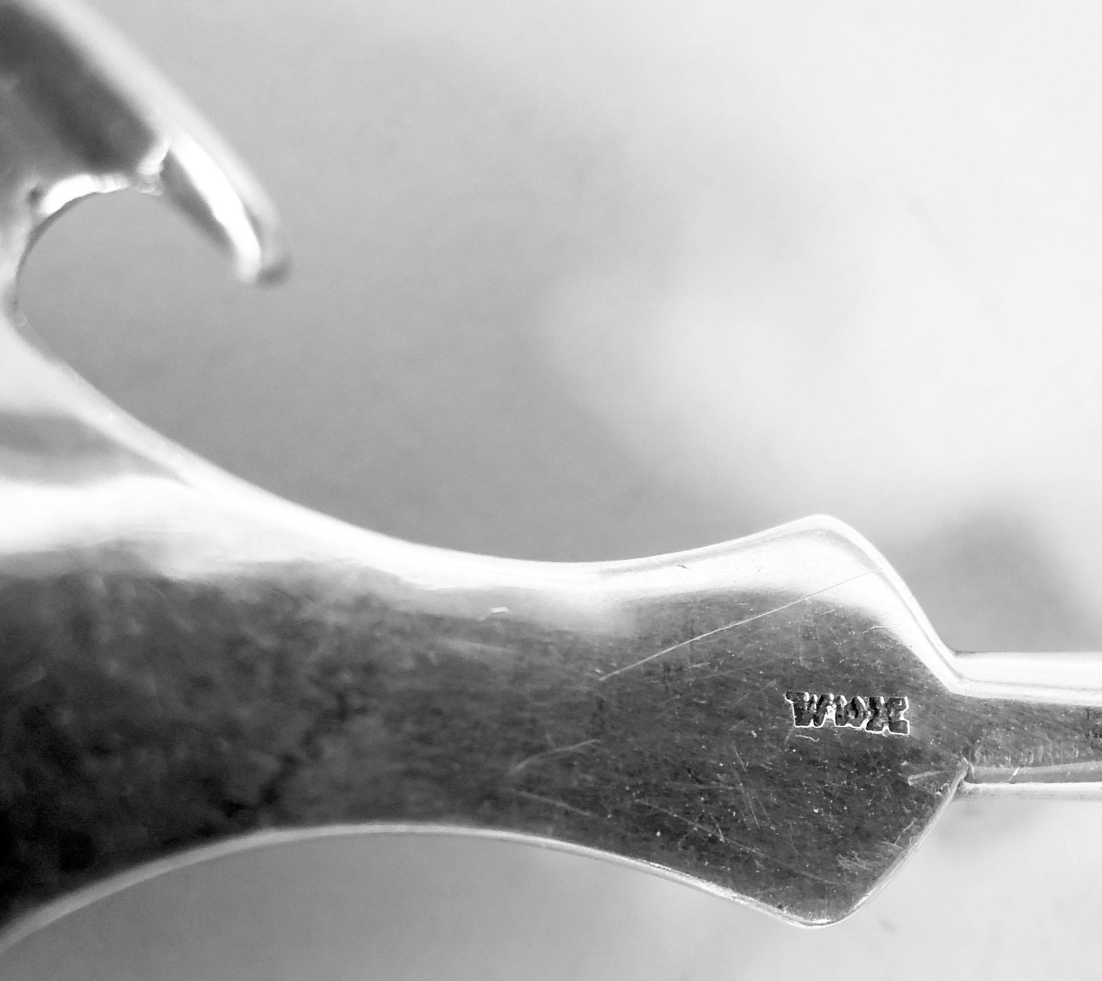Argent Wood & Hughes New York Medallion Coin Silver Scoop Spoon (cuillère à soupe en argent) en vente