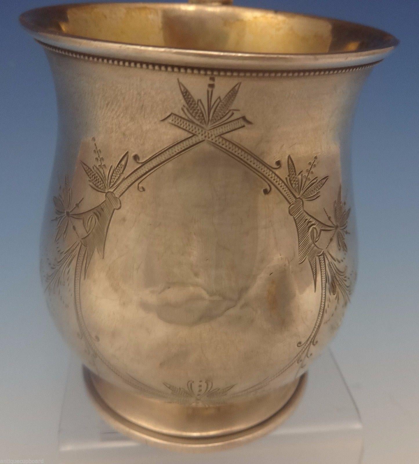 Tasse pour enfant Wood & Hughes en argent sterling Intérieur lavé à l'or brillant Excellent état à Big Bend, WI