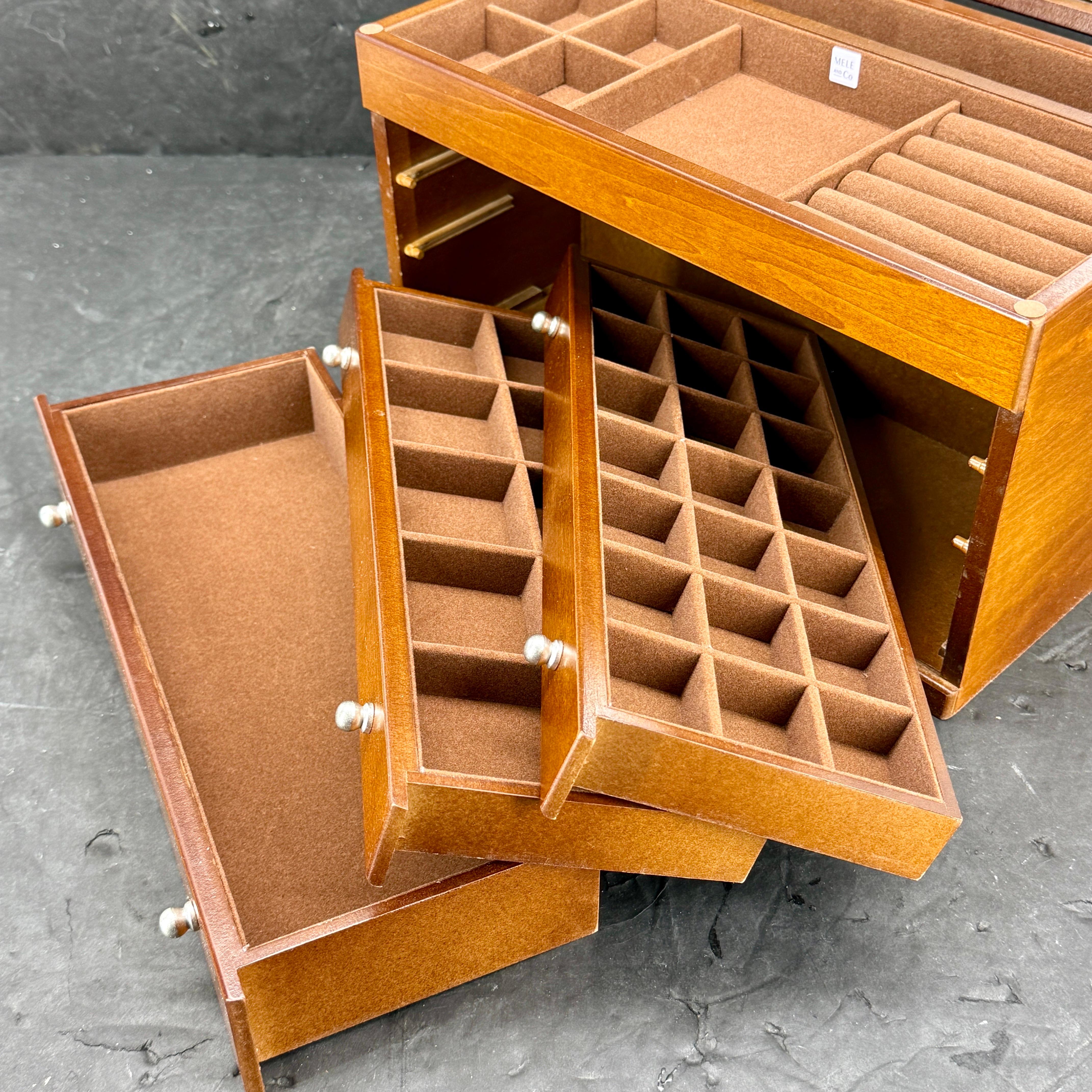 Boîte à bijoux en bois avec tiroirs Intérieur en daim en vente 5