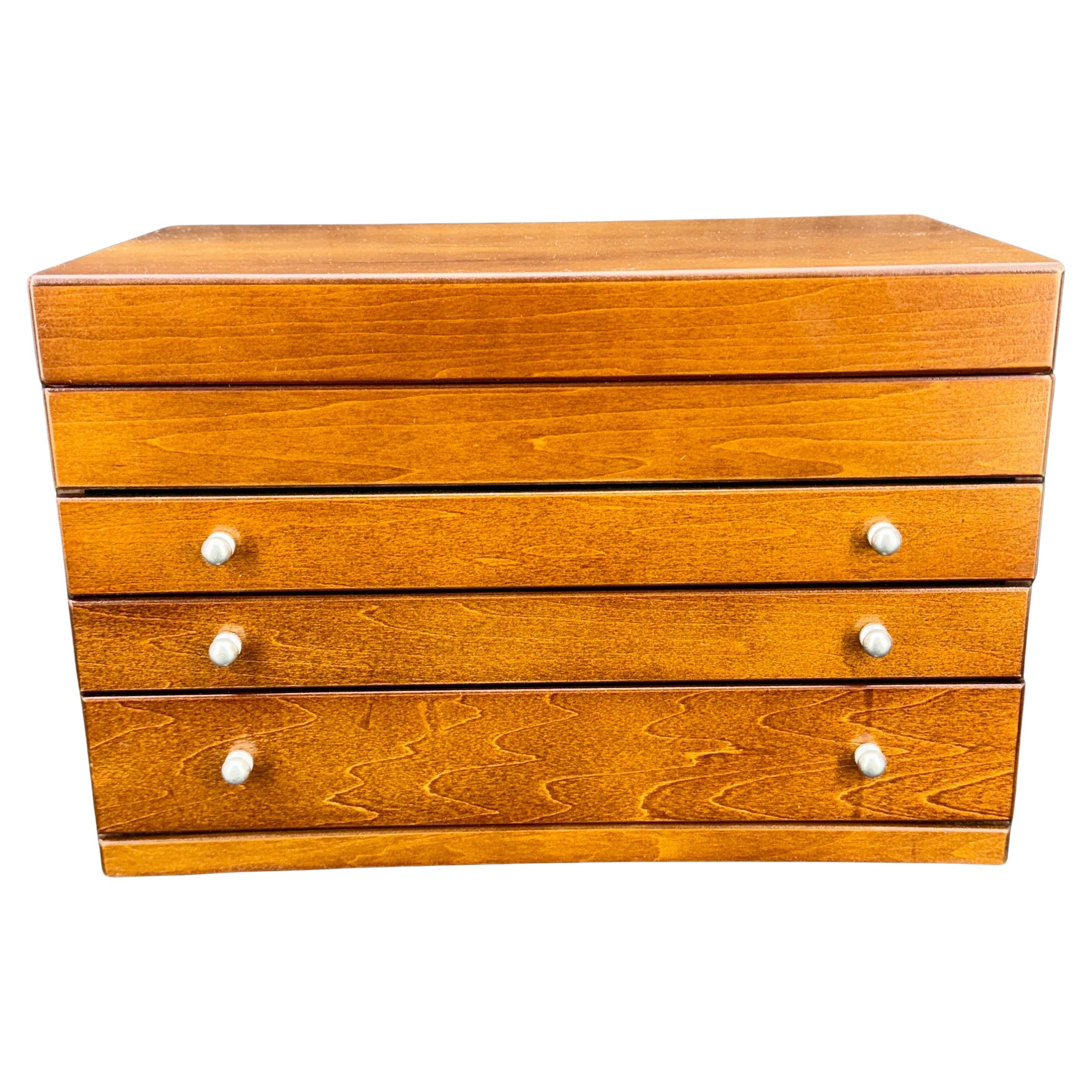 Fait main Boîte à bijoux en bois avec tiroirs Intérieur en daim en vente