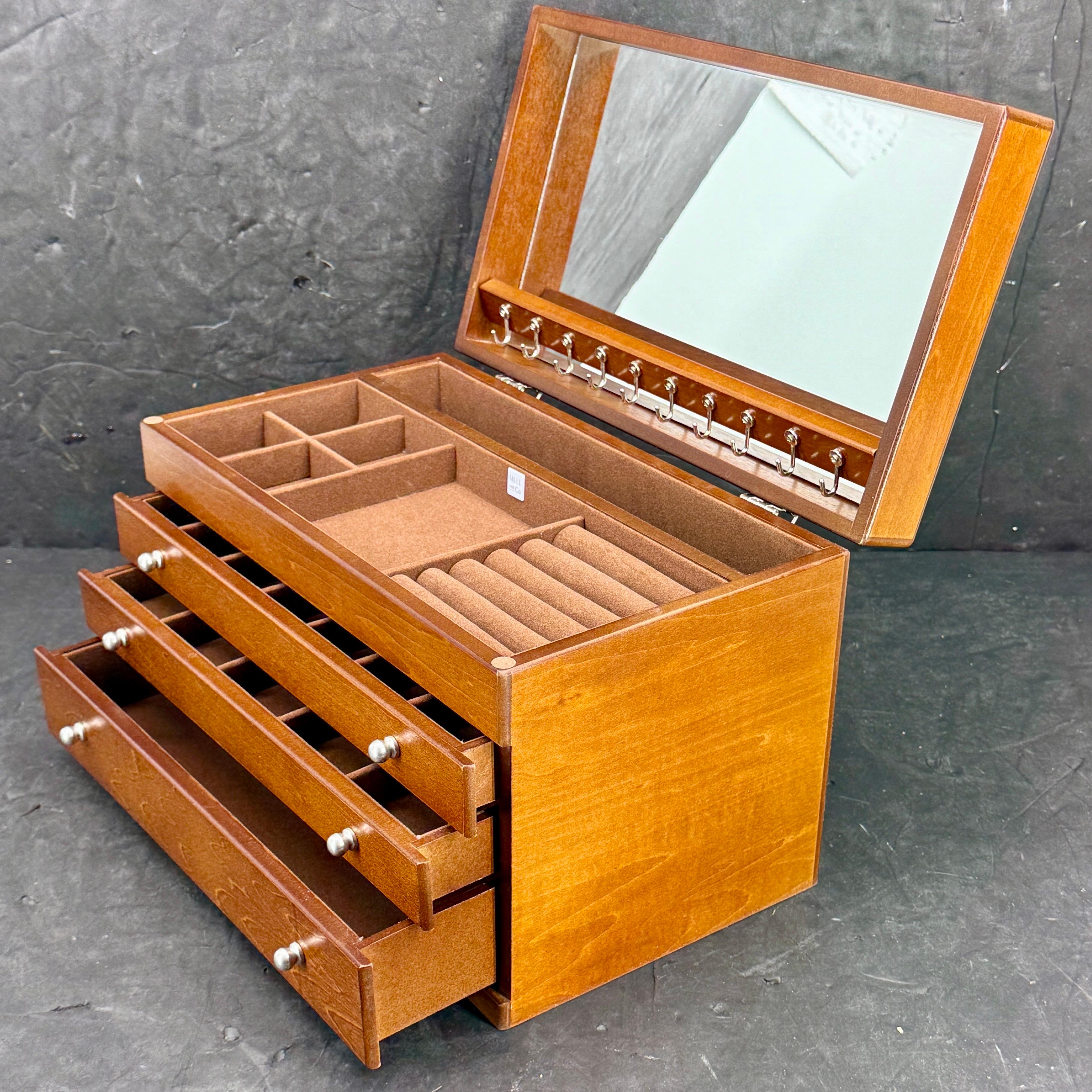 Boîte à bijoux en bois avec tiroirs Intérieur en daim en vente 2