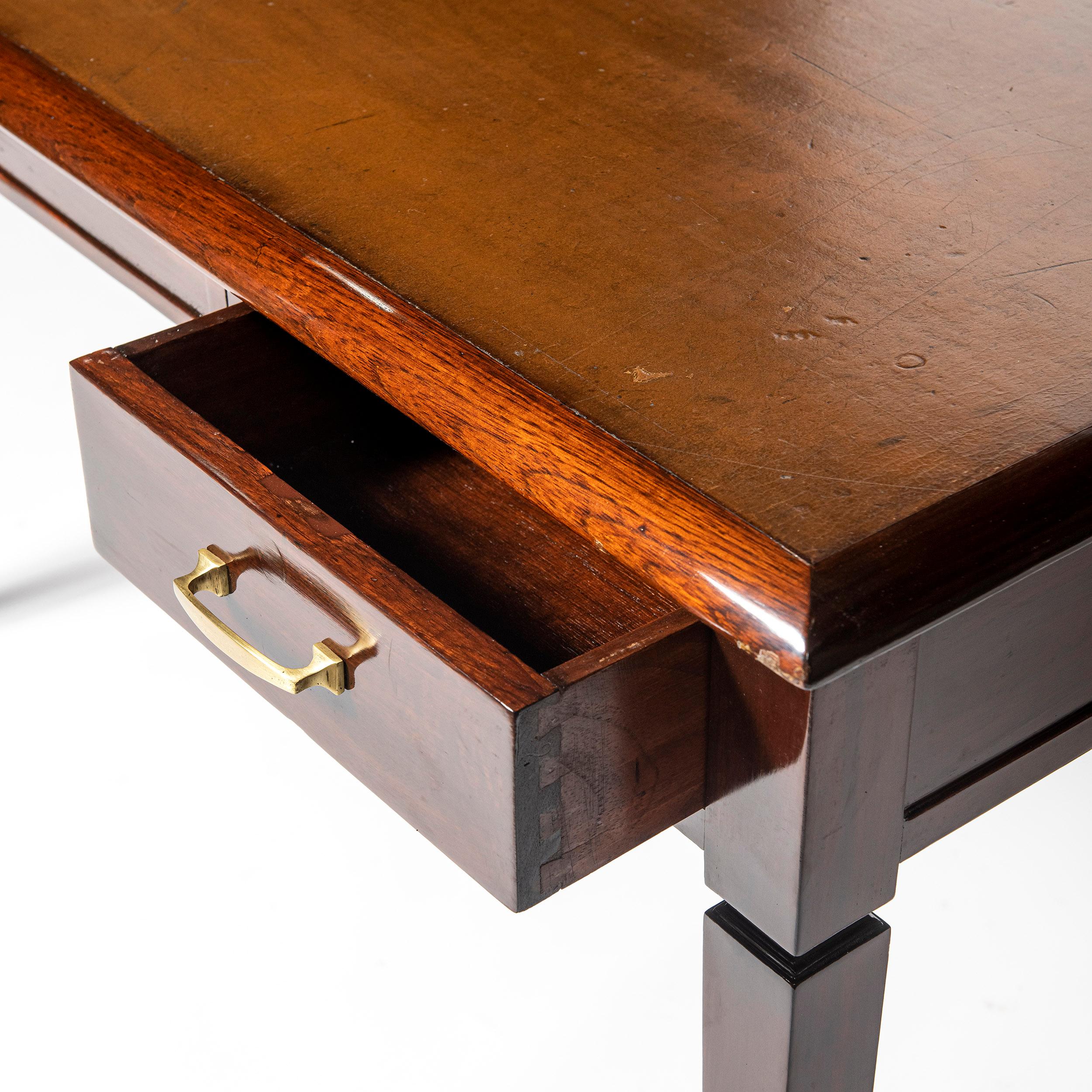 Wood, Leather and Bronze Desk, Argentina, circa 1950 In Good Condition For Sale In Buenos Aires, Buenos Aires