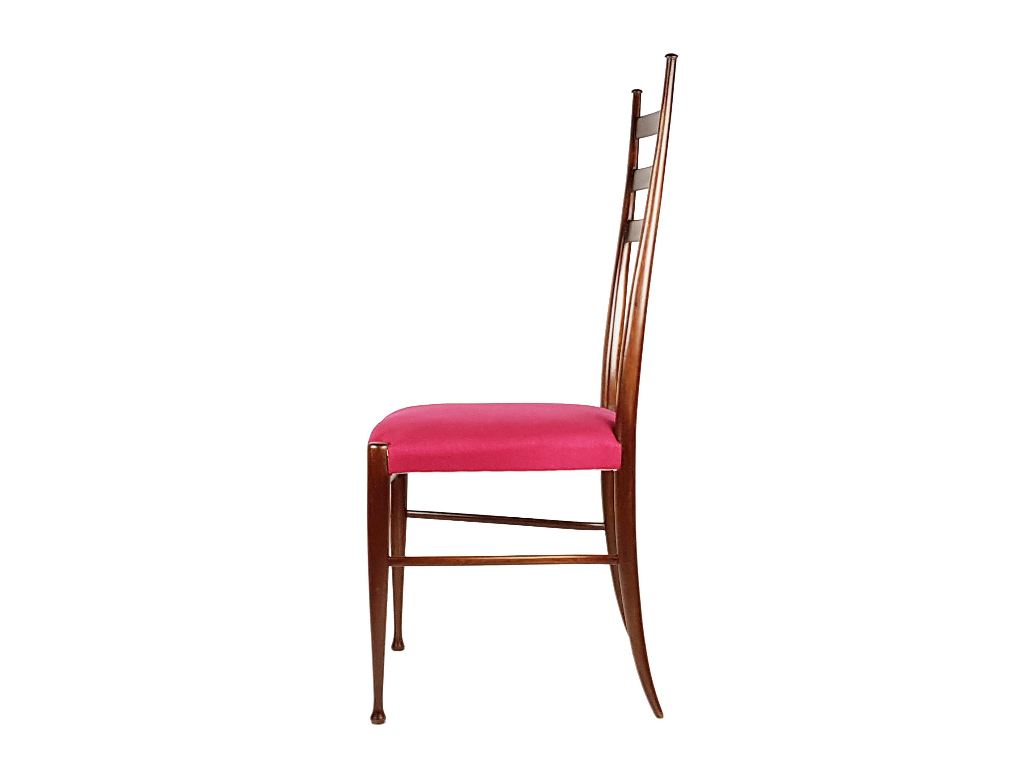 Wood & Magenta Fabric Seat 1950s Dining Chairs by Paolo Buffa, Set of 4 In Good Condition For Sale In Varese, Lombardia